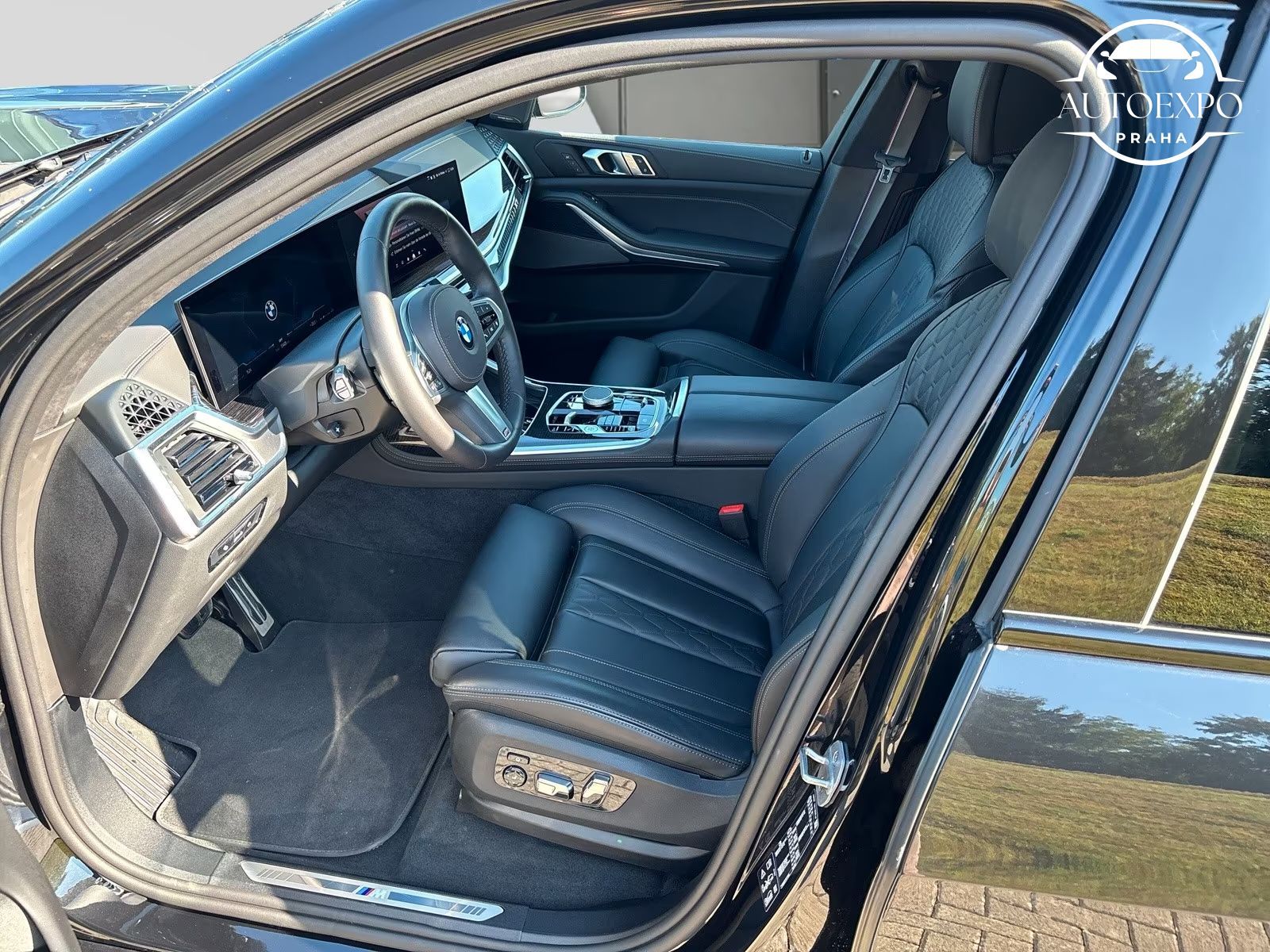 BMW X7, xDrive40d M Sport Pro - fotka 5