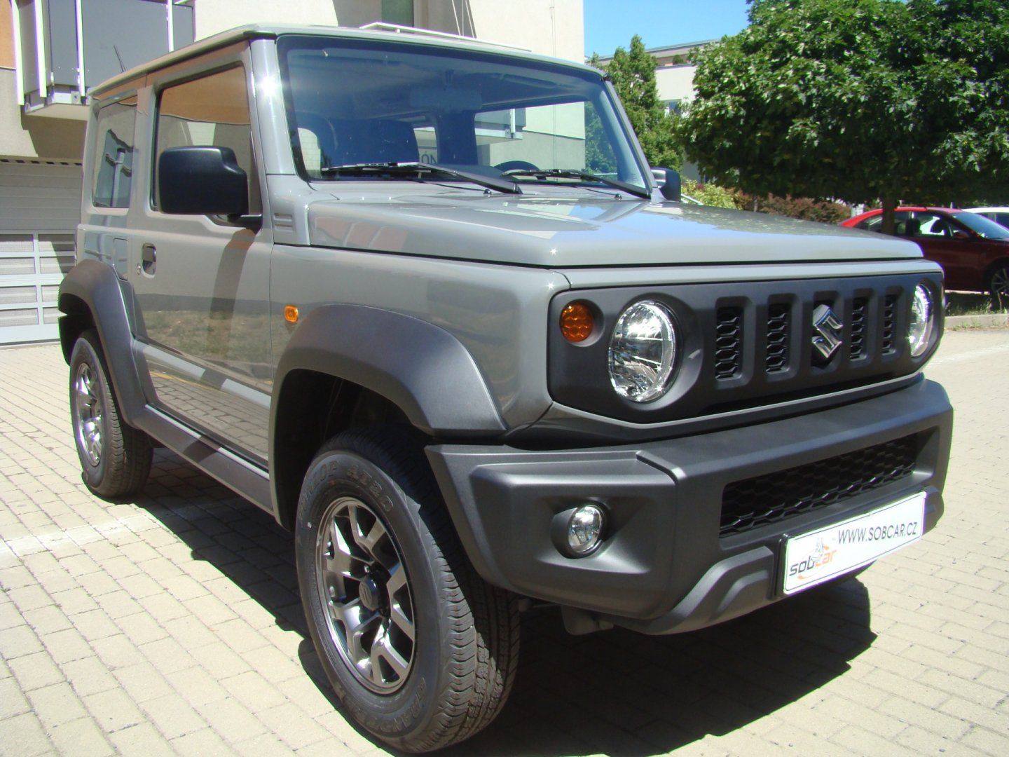 Suzuki Jimny, 1.5 VVT-i 4x4 - fotka 2