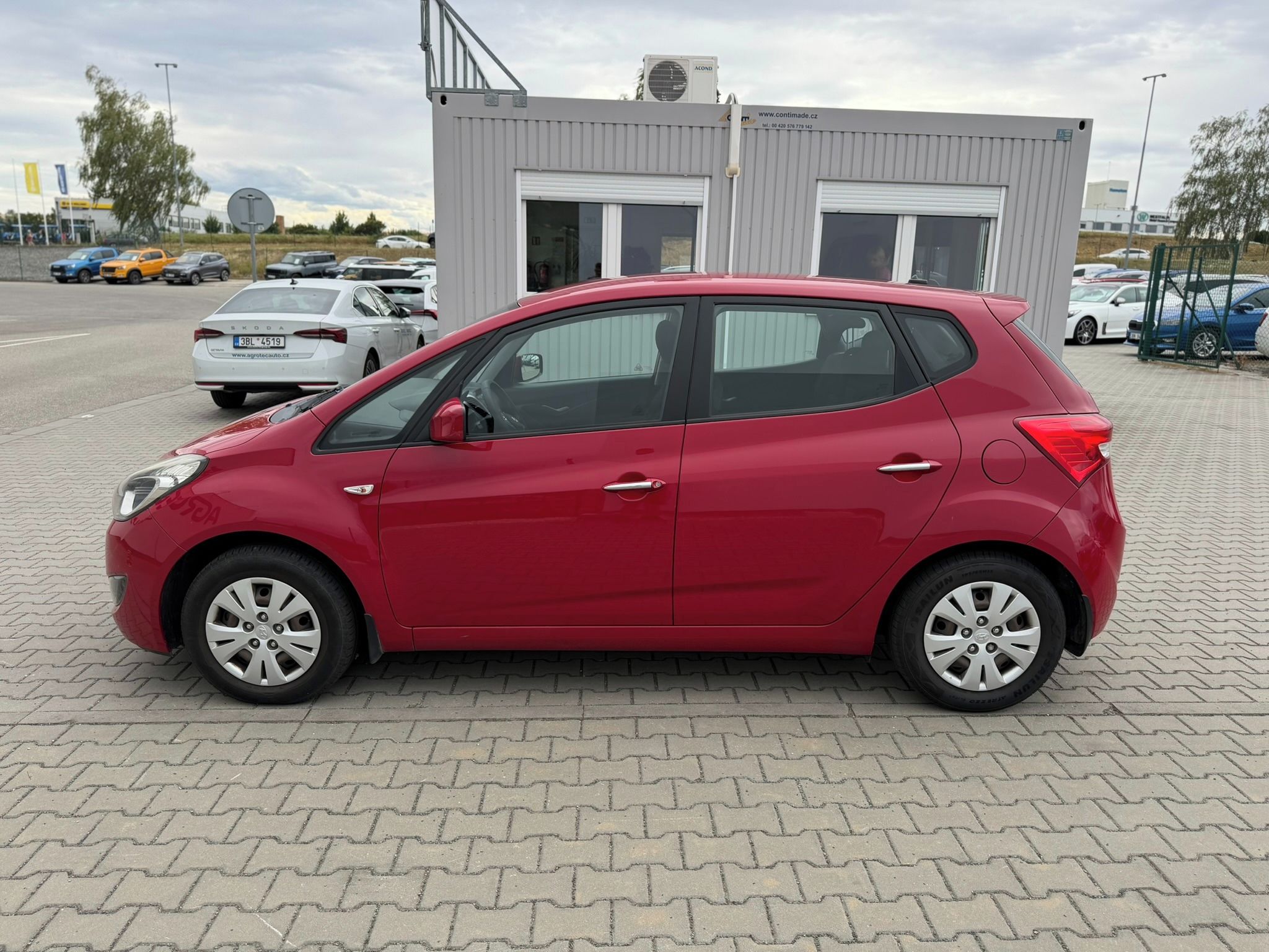 Hyundai ix20, 1.4i CVVT 66 kW Trikolor - fotka 4