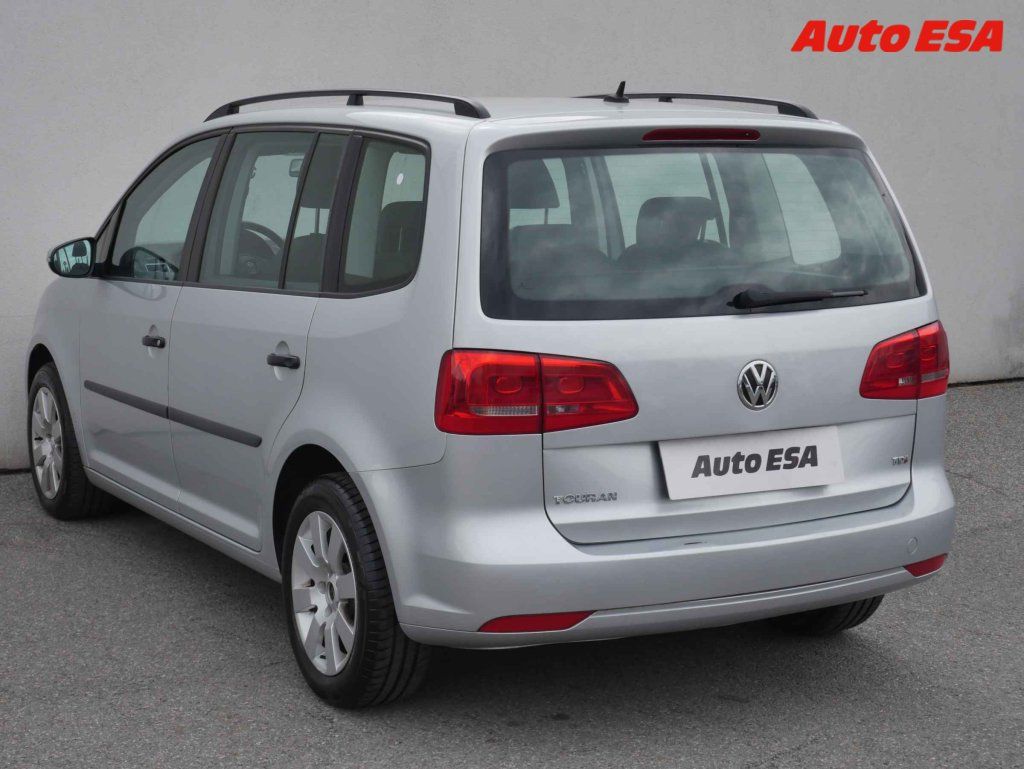 Volkswagen Touran, 1.6TDi,ČR - fotka 6