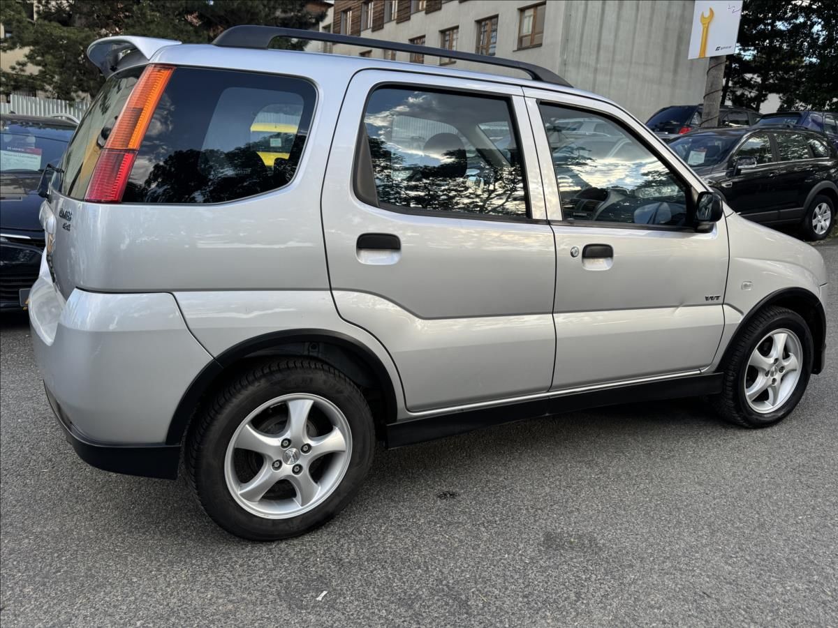 Suzuki Ignis, 1,5 4x4+KLIMA+BEZ KOROZE !! - fotka 6