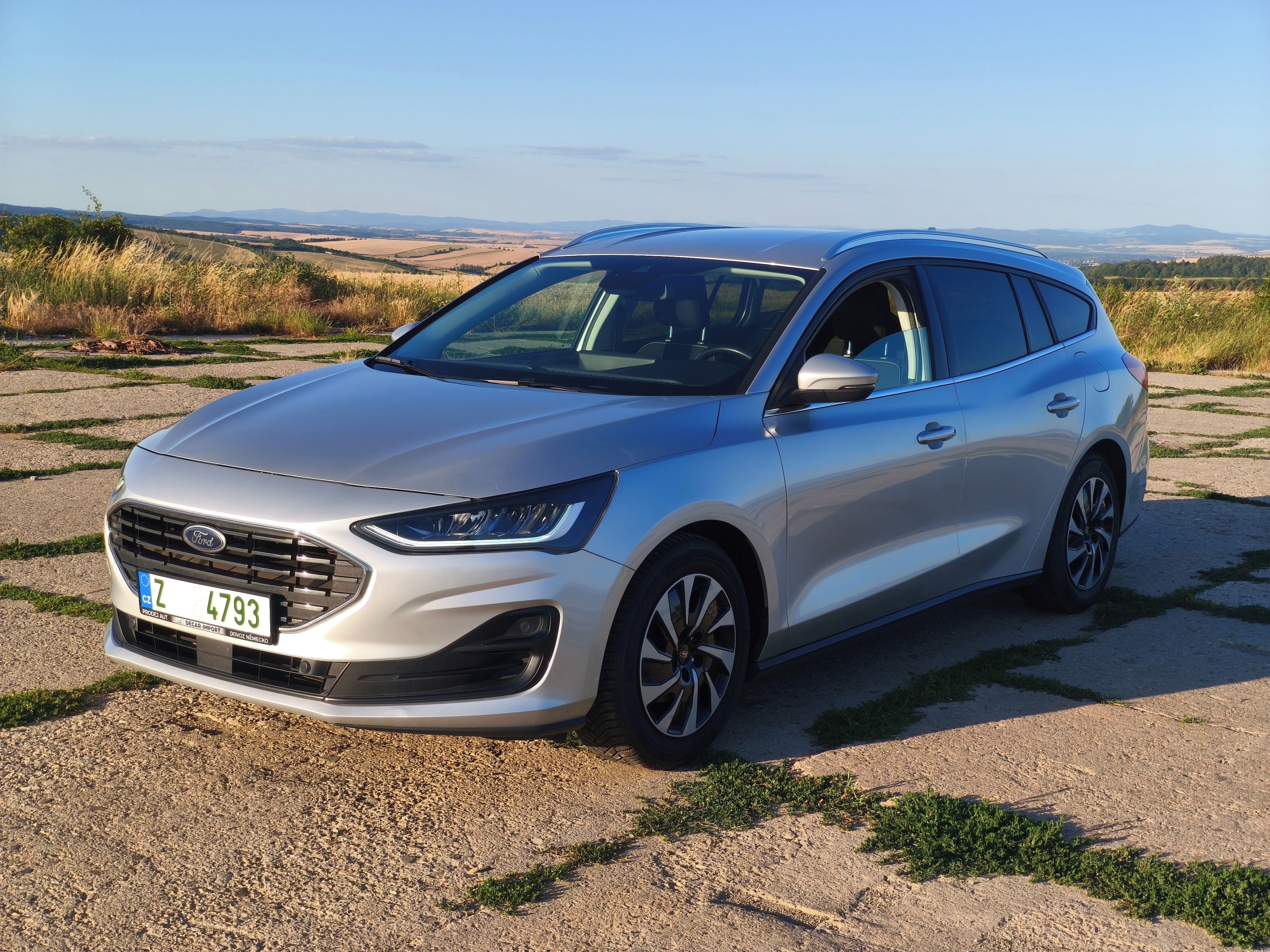 Ford Focus, 1.0 Titanium X Navi/LED/servis - fotka 2