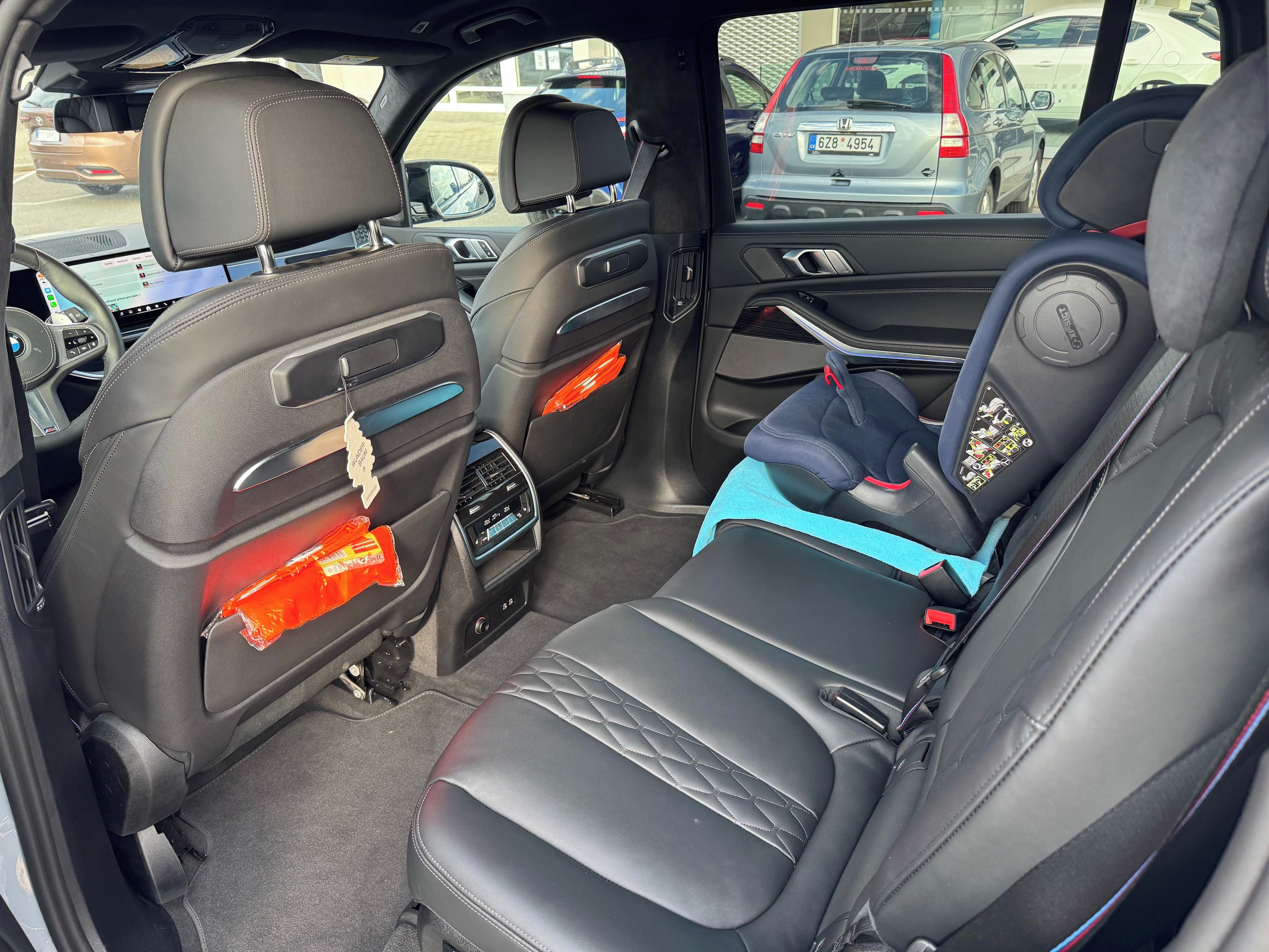 BMW X7, xDrive40d - fotka 6