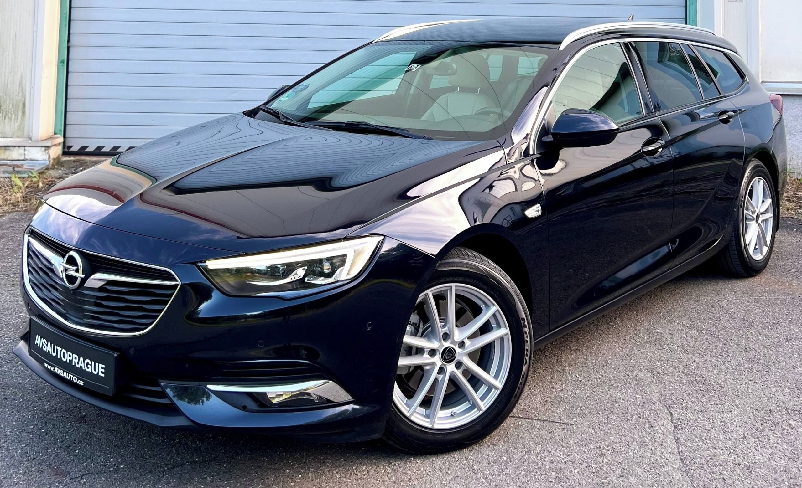 Opel Insignia, 2.0 CDTI AUTOMAT 2018 125KW - fotka 3
