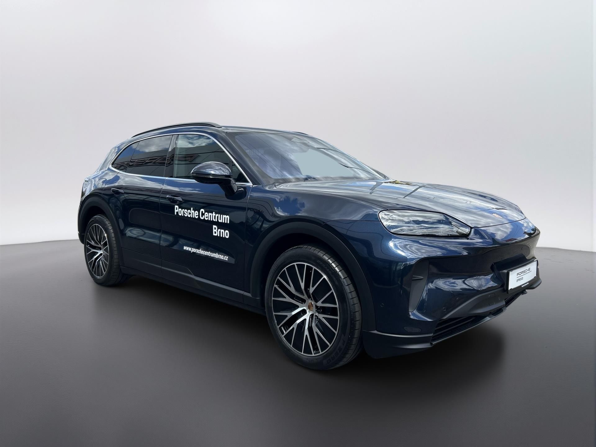 Porsche Cayenne, Electric - fotka 6