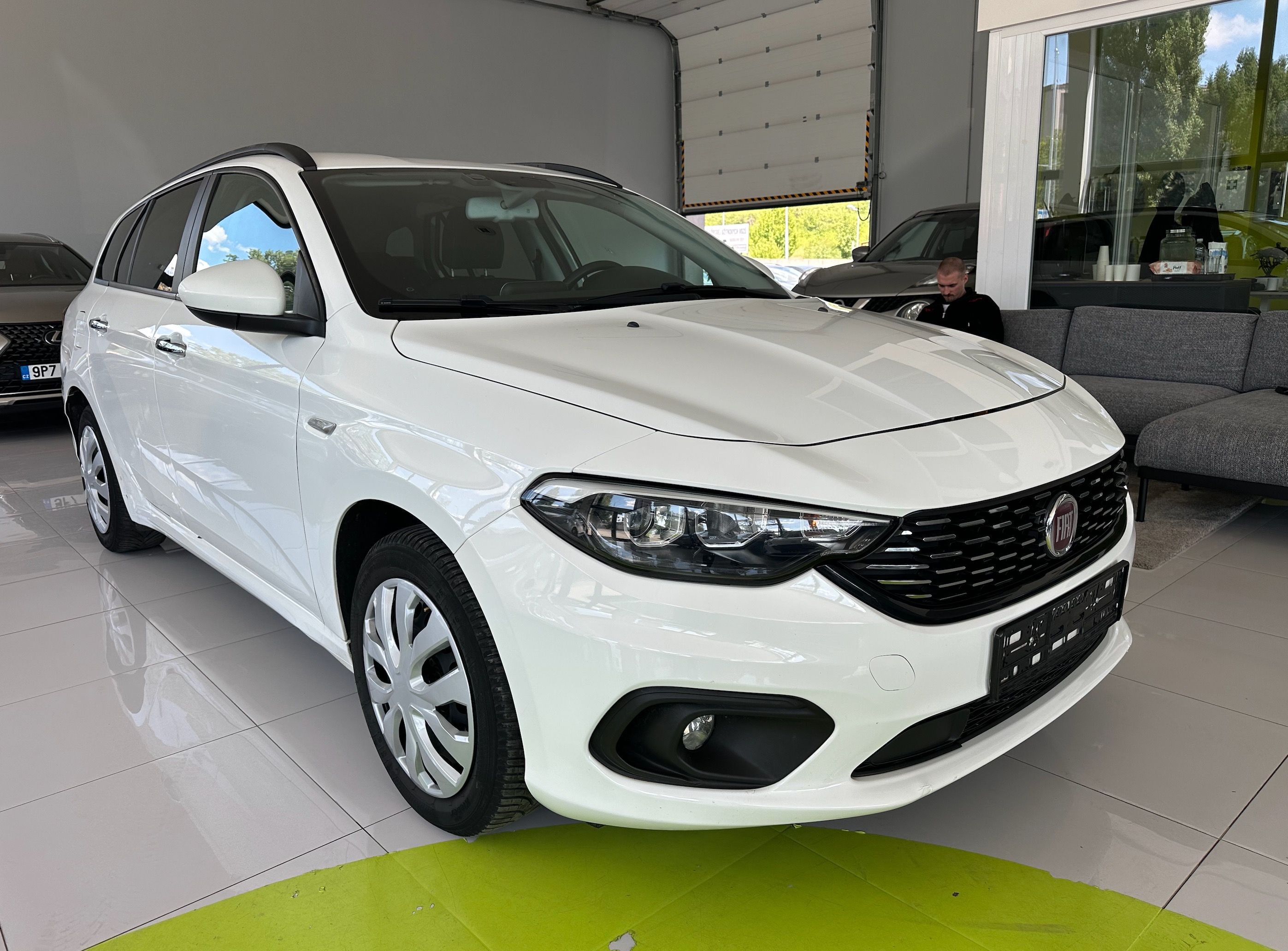 Fiat Tipo, 1.4 88kW Servis, záruka 6 měsí - fotka 4