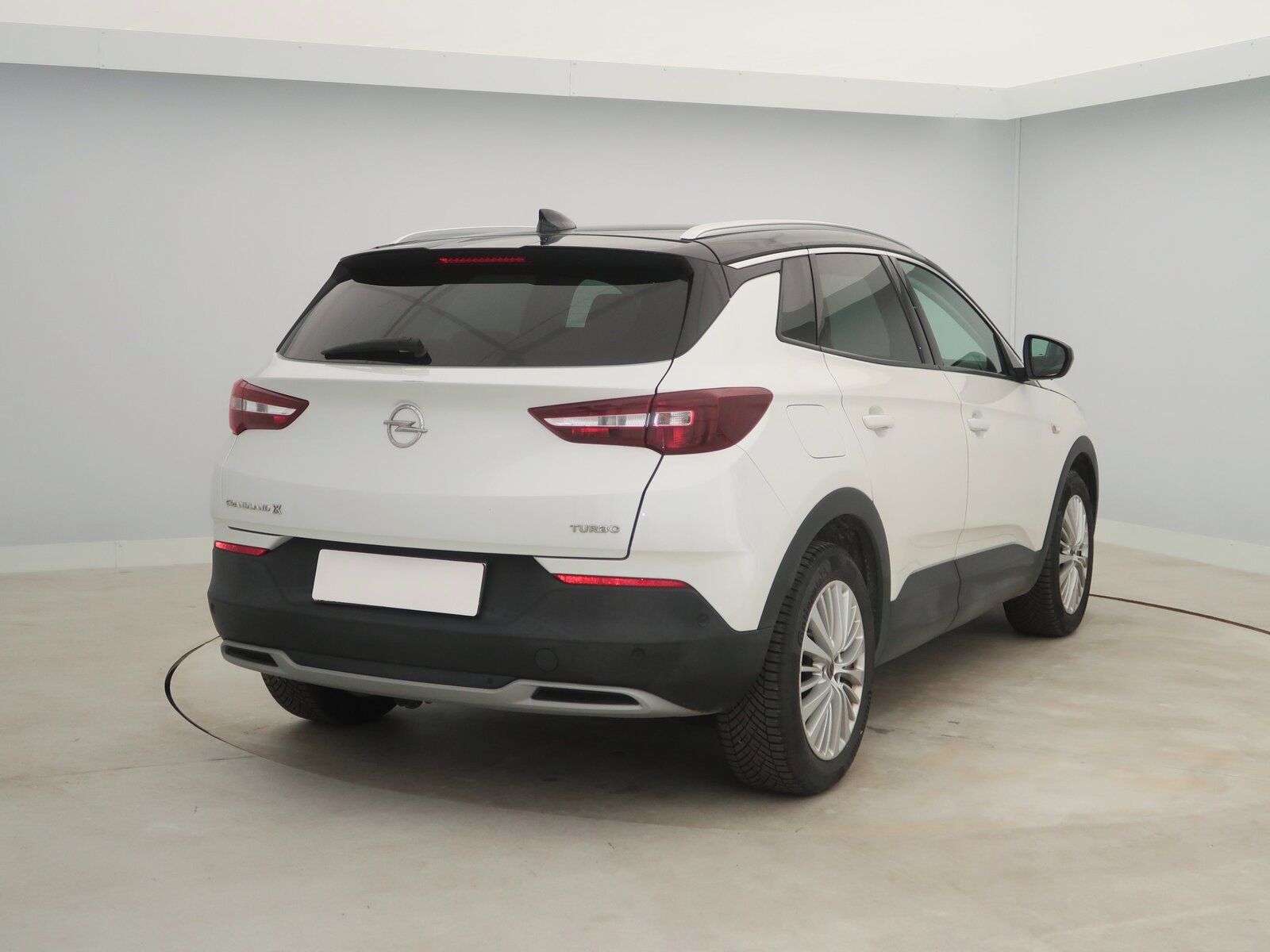 Opel Grandland X, 1.2 Turbo, ČR,1.maj - fotka 5