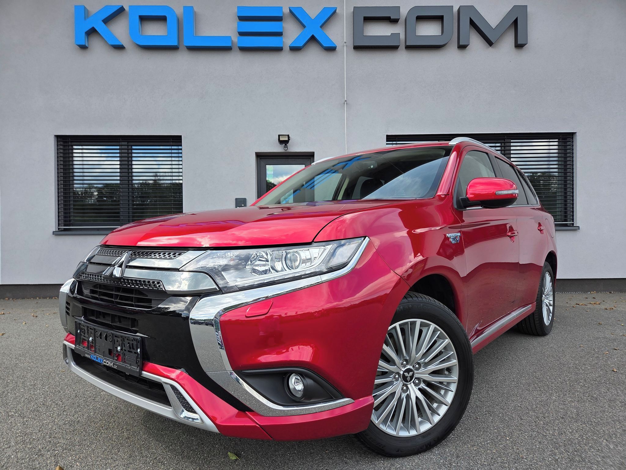 Mitsubishi Outlander, 2.4 PHEV 4x4, odpočet DPH