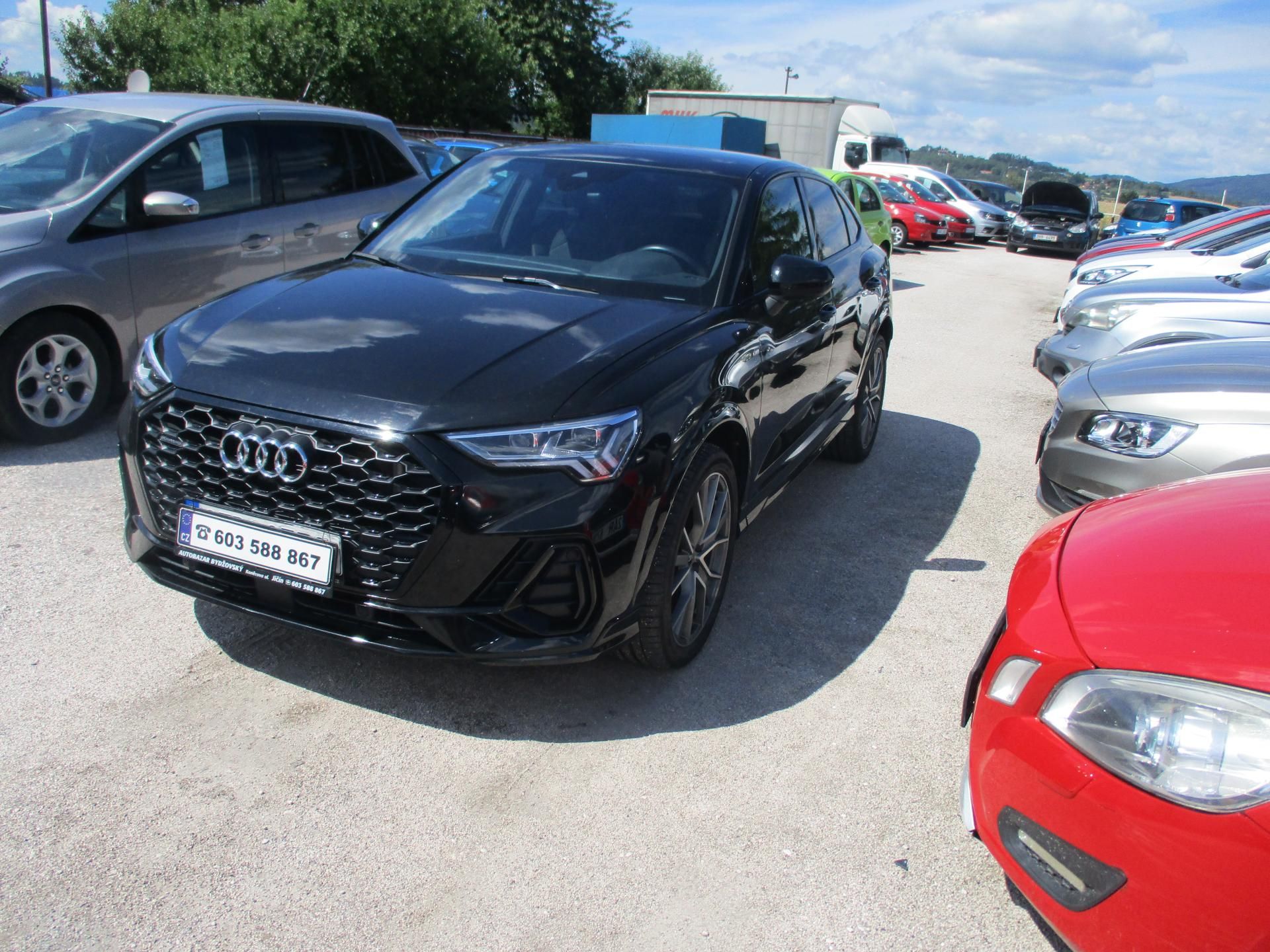 Audi Q3, 40TDi Sportback Quattro S Line - fotka 2