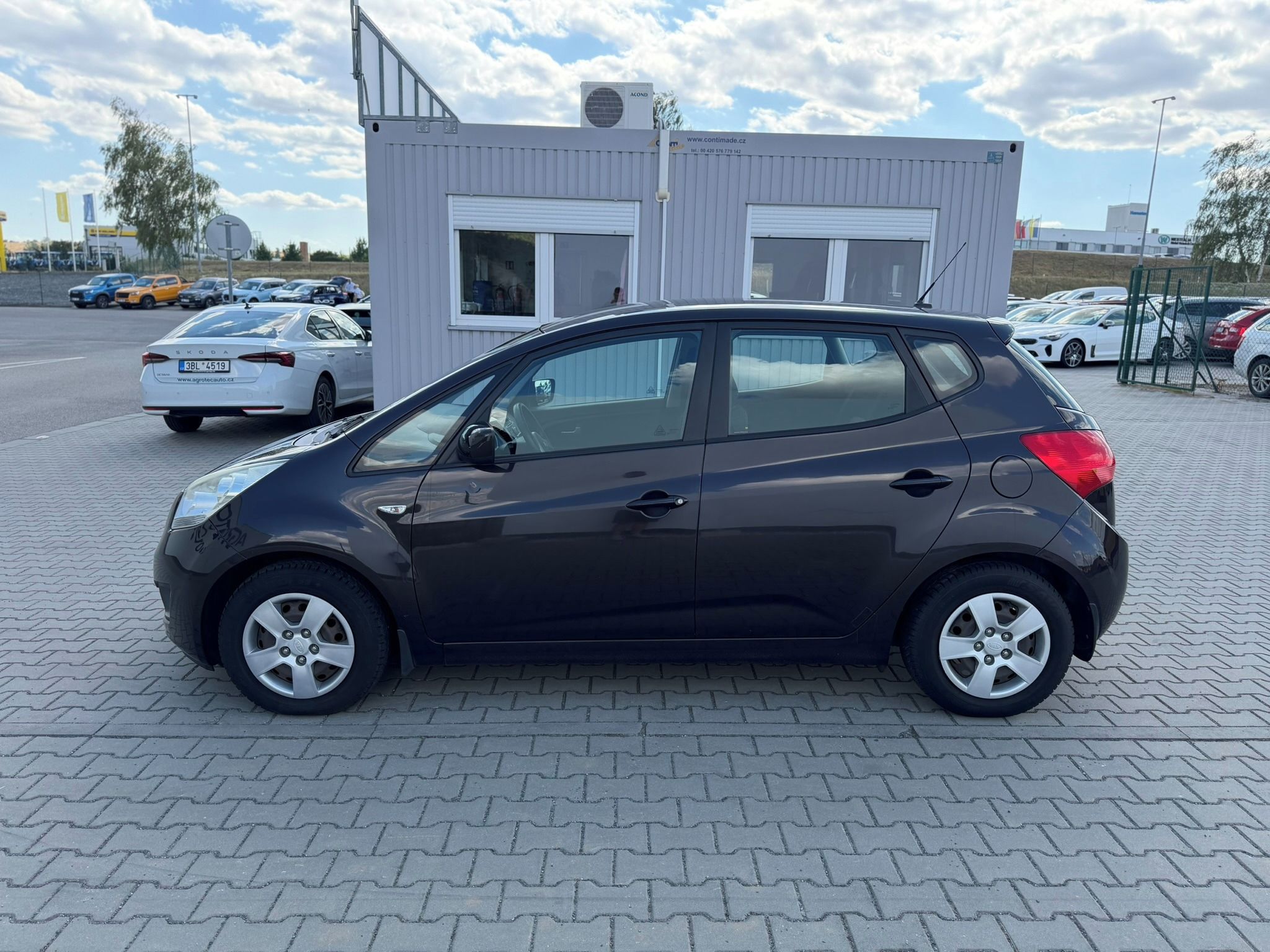 Kia Venga, 1.4 CVVT 66 kW Play - fotka 4