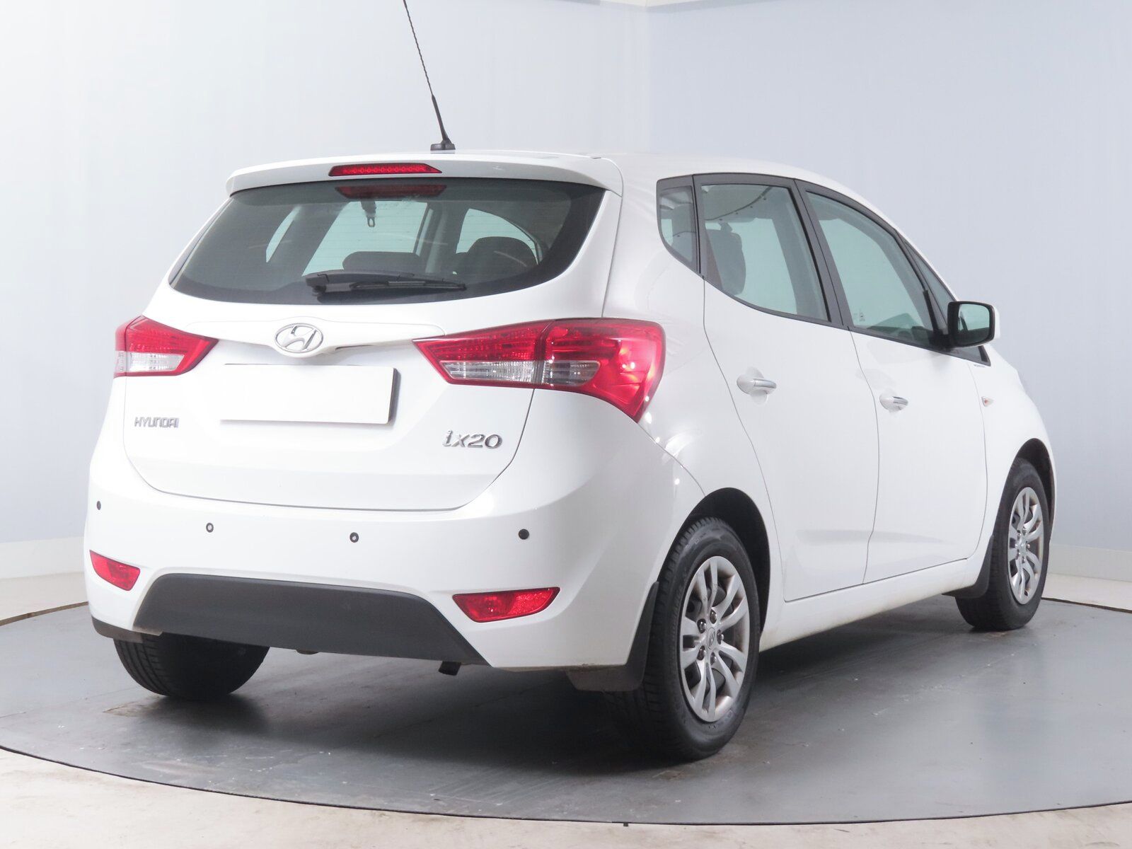 Hyundai ix20, 1.6 CVVT, Serv.kniha - fotka 5