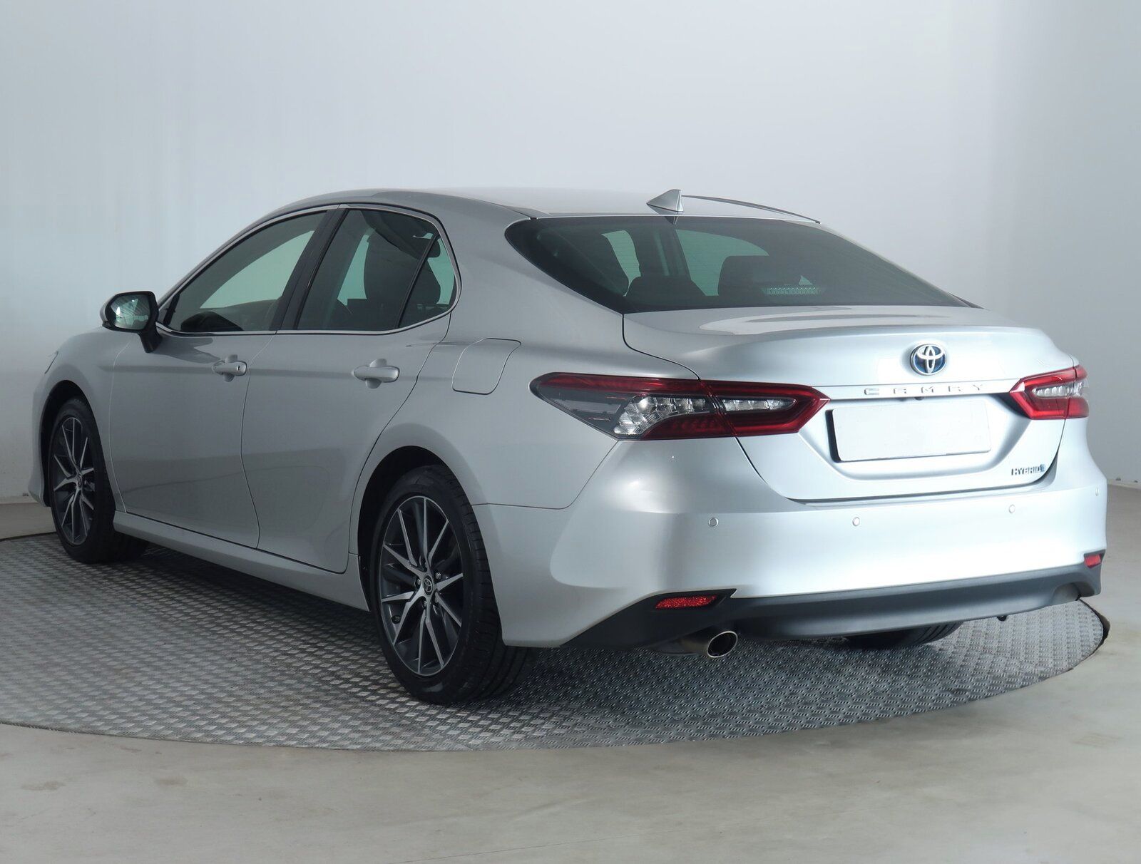 Toyota Camry, 2.5 Hybrid, Prestige, Automat - fotka 4