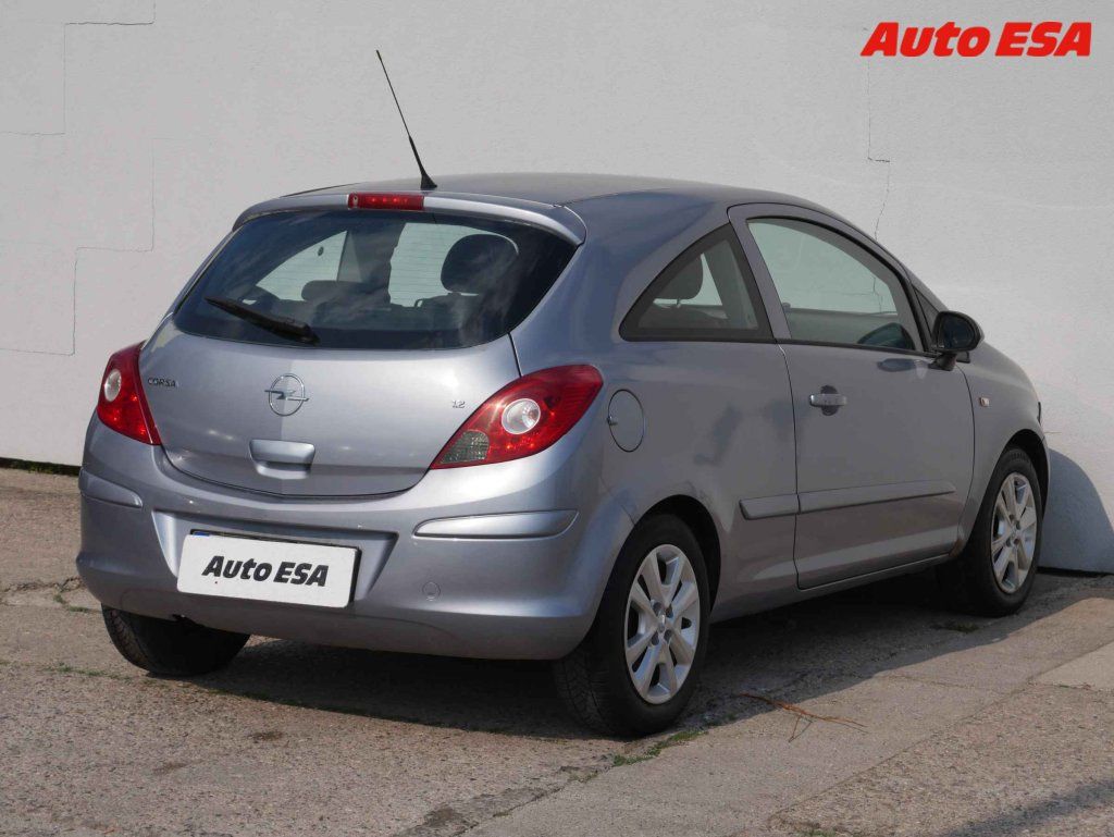 Opel Corsa, 1.2 i,AC - fotka 6