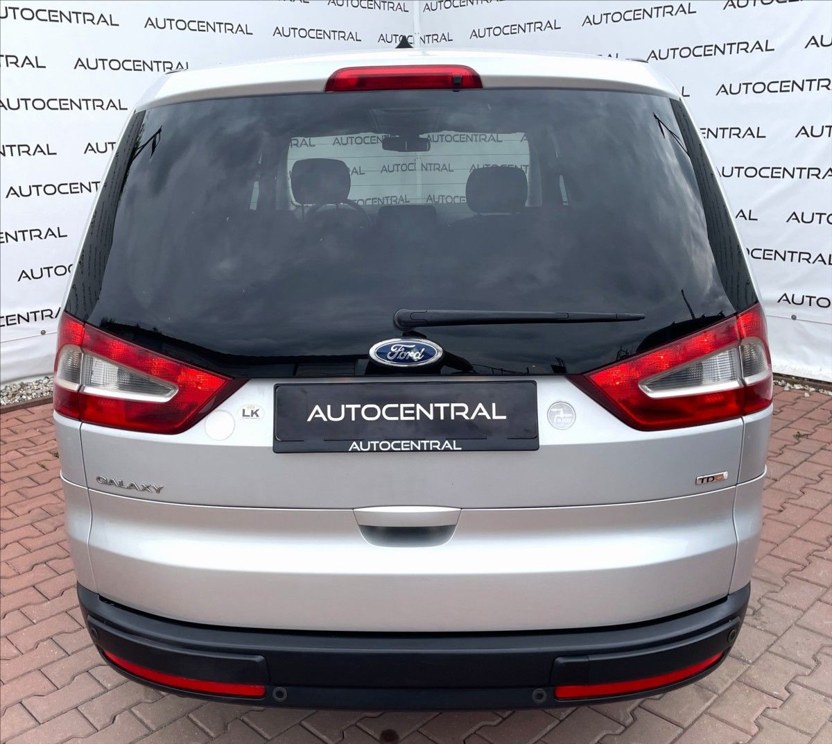 Ford Galaxy, 2,0 TDCi,103kW,Titanium - fotka 5