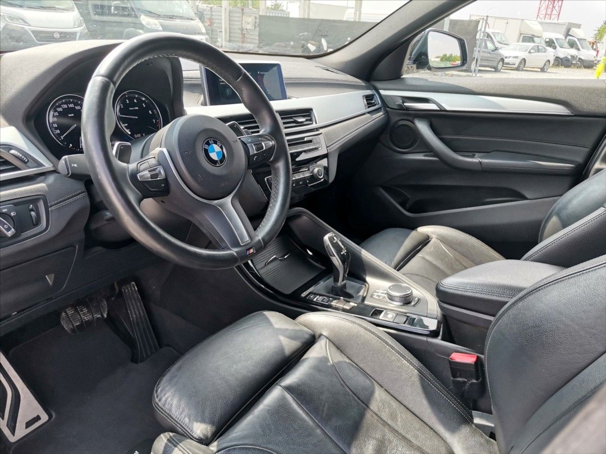 BMW X2, sDrive 20i M SPORT* LED* HUD - fotka 6