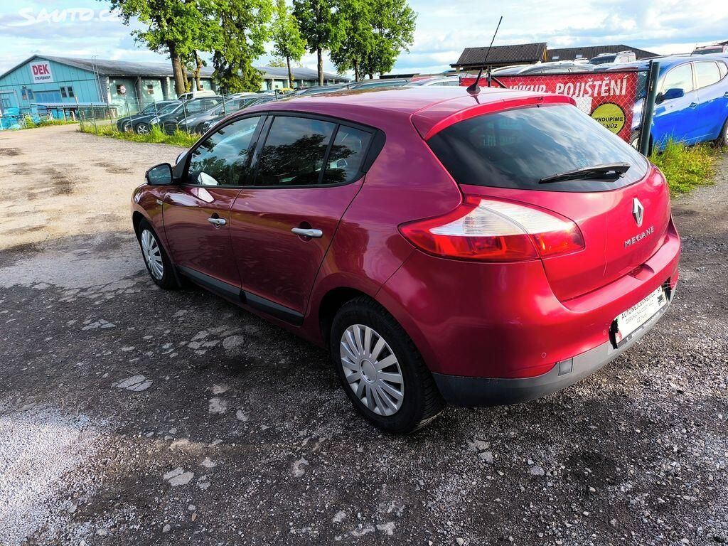 Renault Mégane, KRÁSNÝ,VÝBAVA,95TKM,SERVISKA - fotka 5