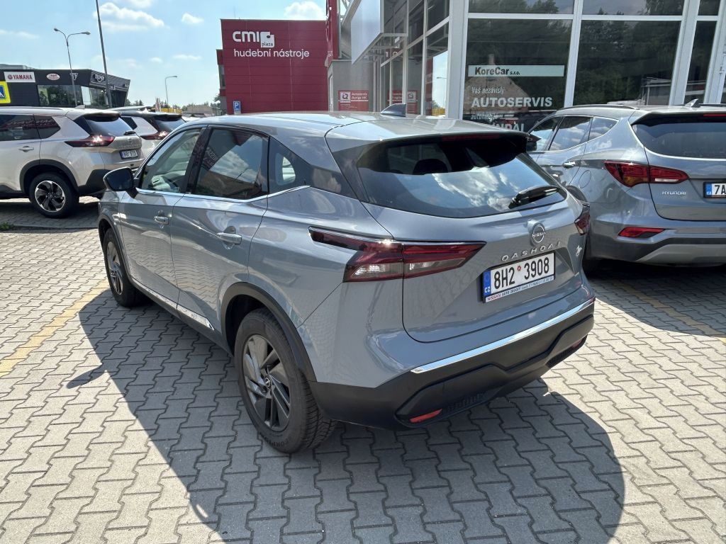 Nissan Qashqai, 1,3 158PS Acenta  Cold  ČR - fotka 3