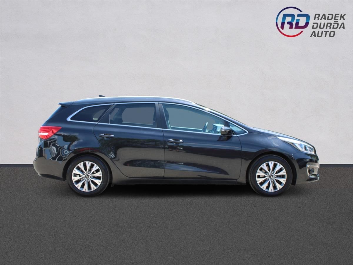 Kia Cee´d, 1,6 GDI  NOVÉ V ČR,TAŽNÉ,TOP - fotka 4