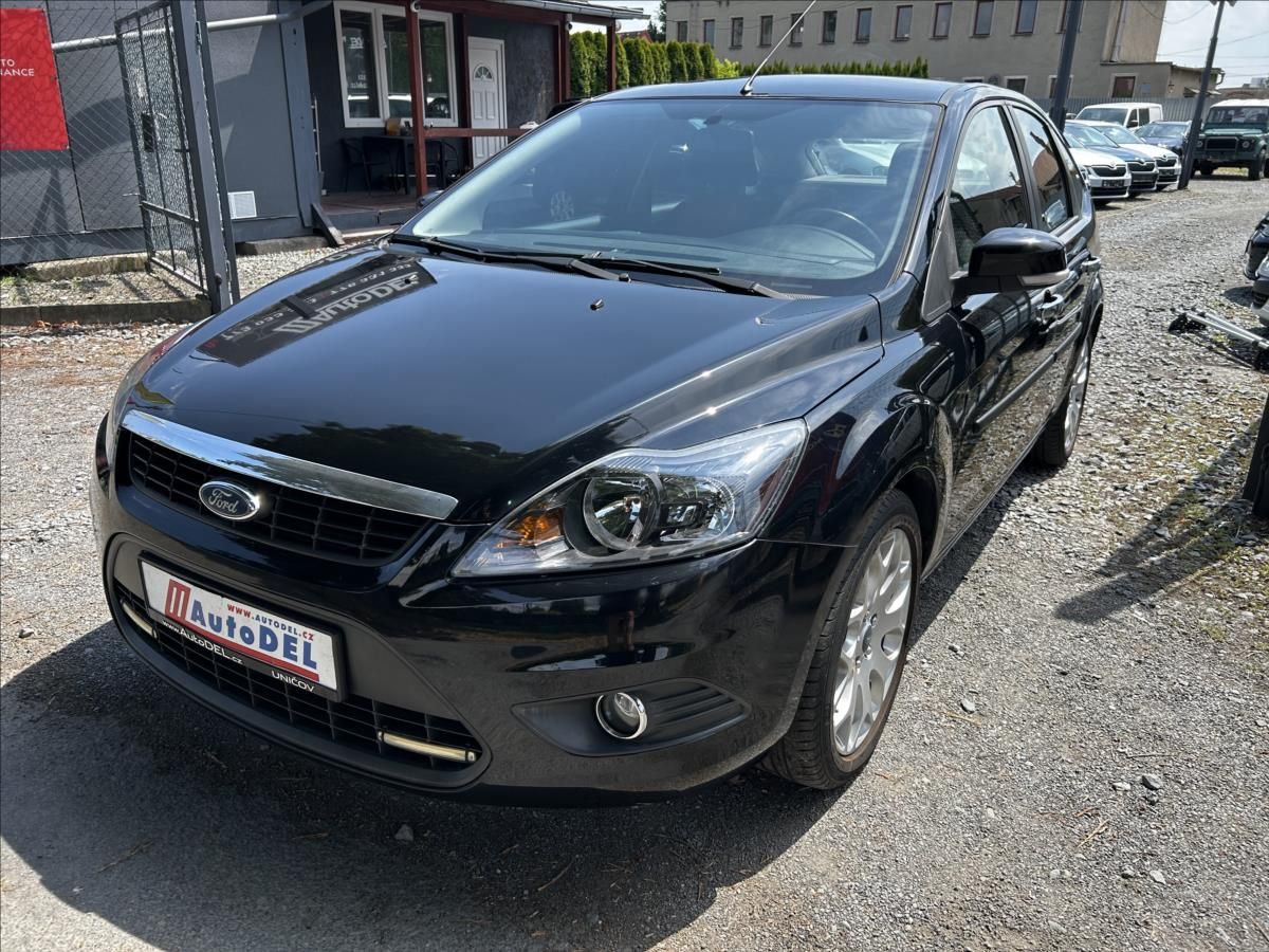 Ford Focus, 1,6 i  Serviska,Klima,8x pneu