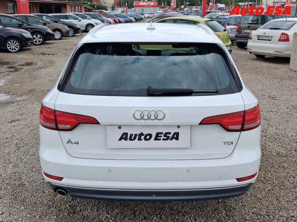 Audi A4, 2.0 TDi,navi - fotka 5