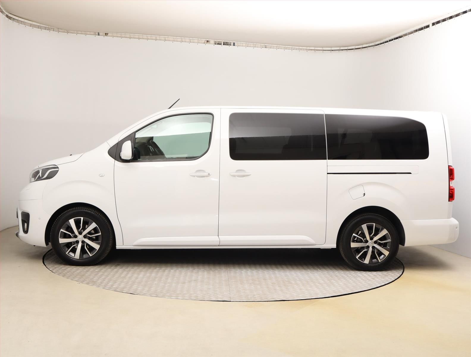 Toyota Proace Verso, 2.0 D-4D, Family, Klima, ČR - fotka 3