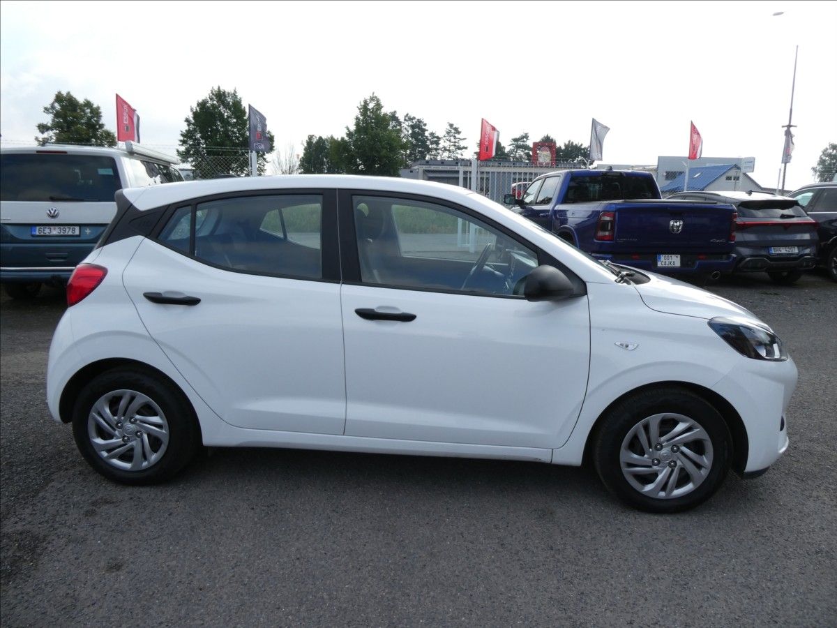 Hyundai i10, 1,0 MPi 50kW Classic,tempomat - fotka 2