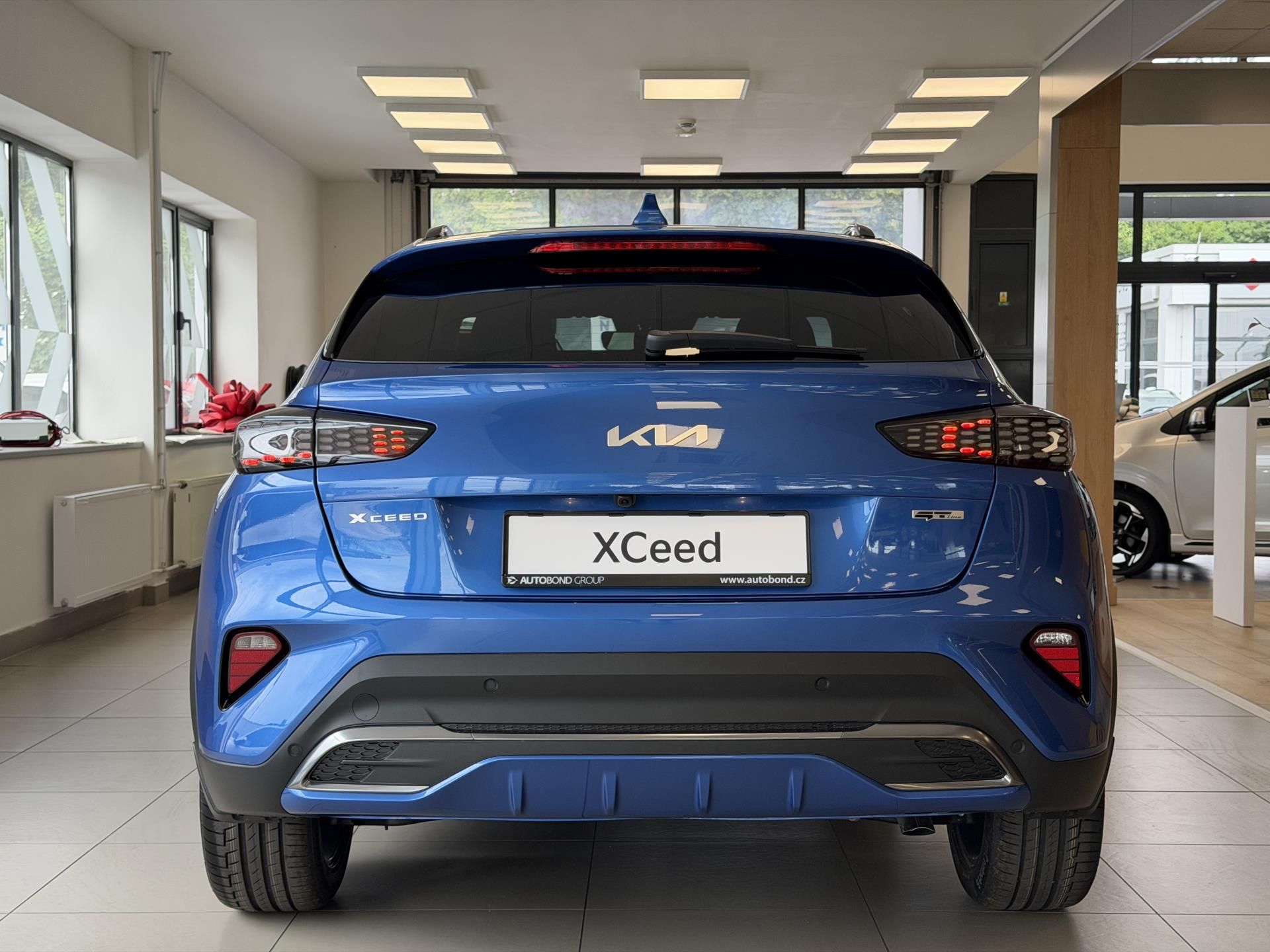 Kia XCee´d, 1,6 T-GDi GPF 7DCT GT-LINE 132 - fotka 3