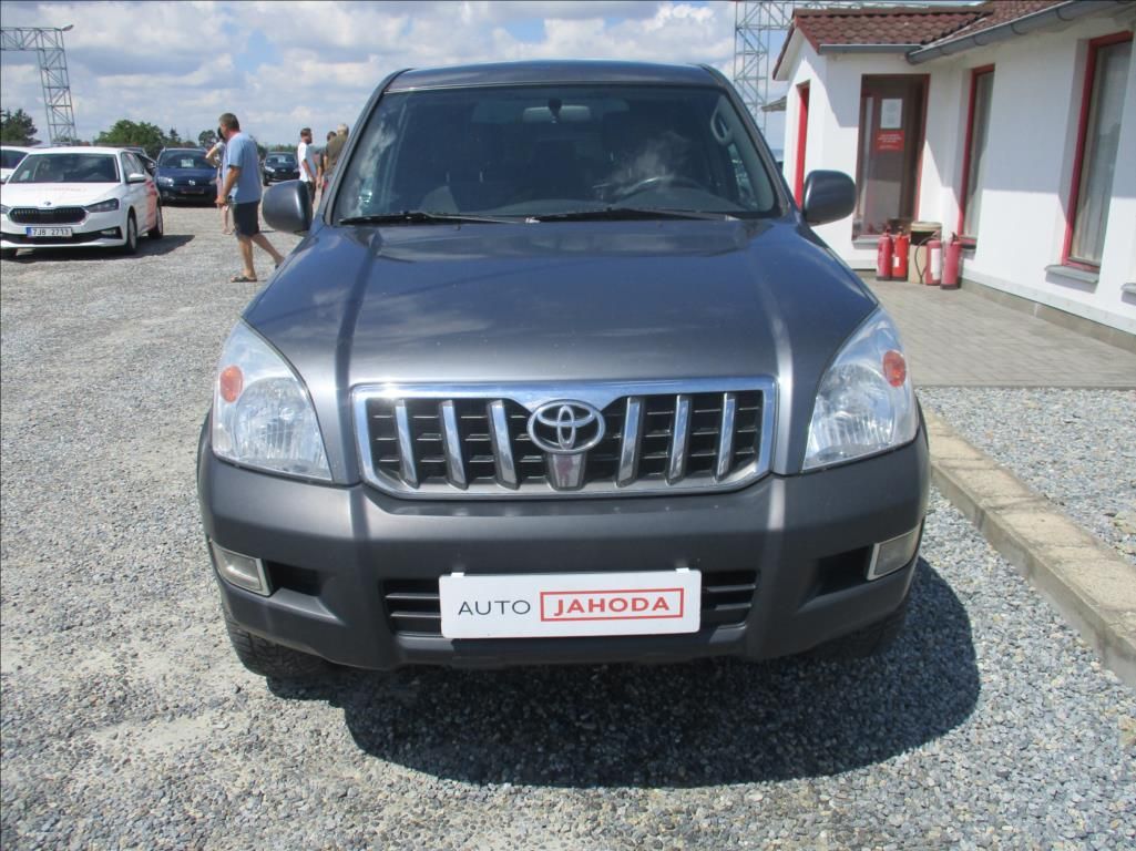 Toyota Land Cruiser, 3,0 D4D,4X4, klima,tažne zař. - fotka 2