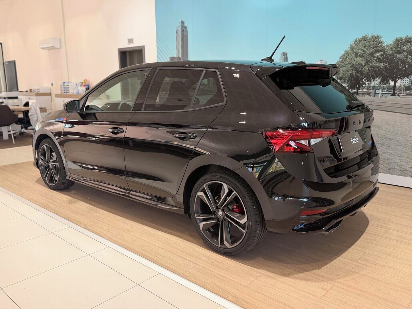 Škoda Fabia, 130 1,5 TSI 130 kW - fotka 4