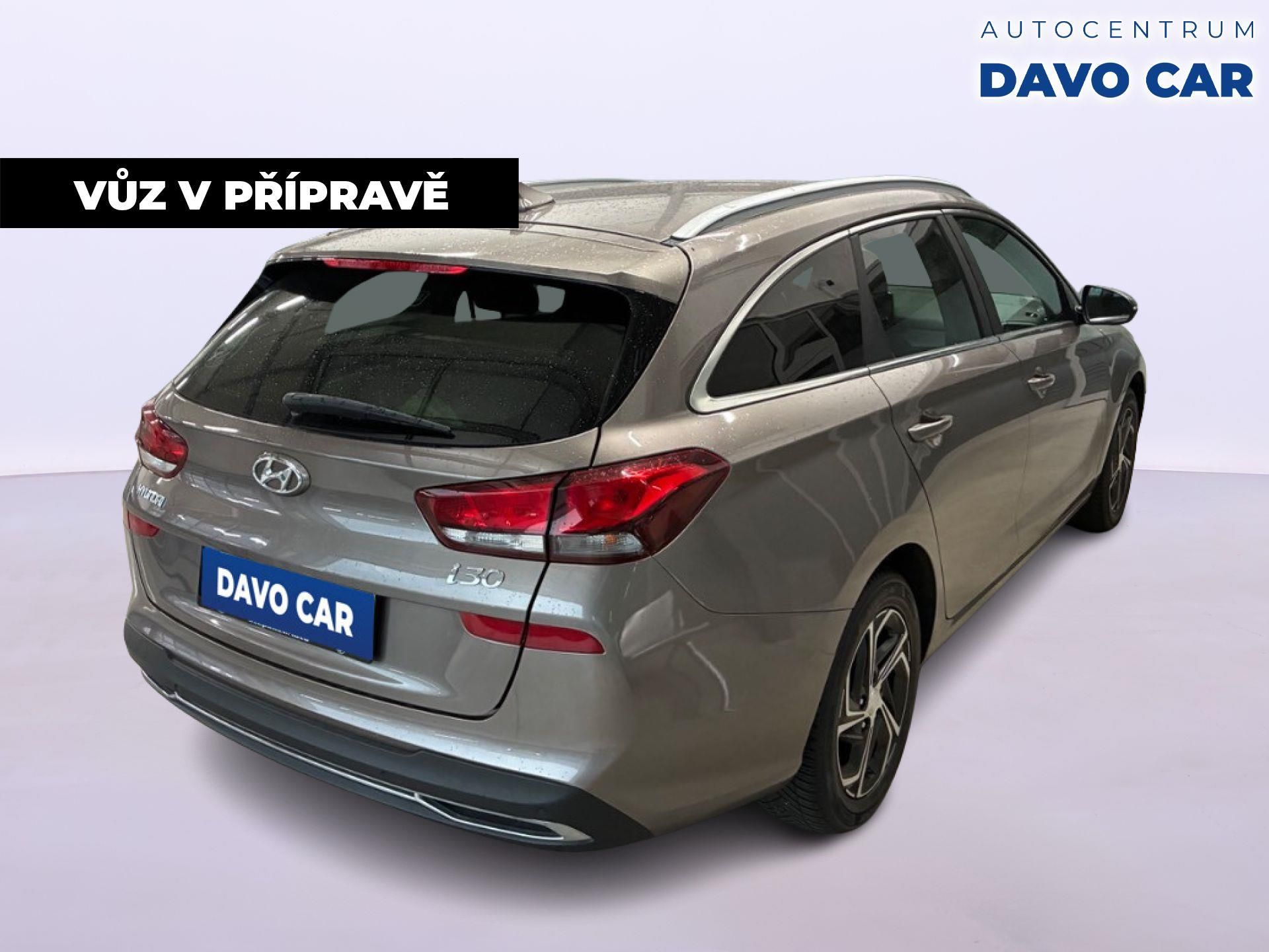 Hyundai i30, 1,0 T-GDI 88kW Style DCT CZ DP - fotka 3