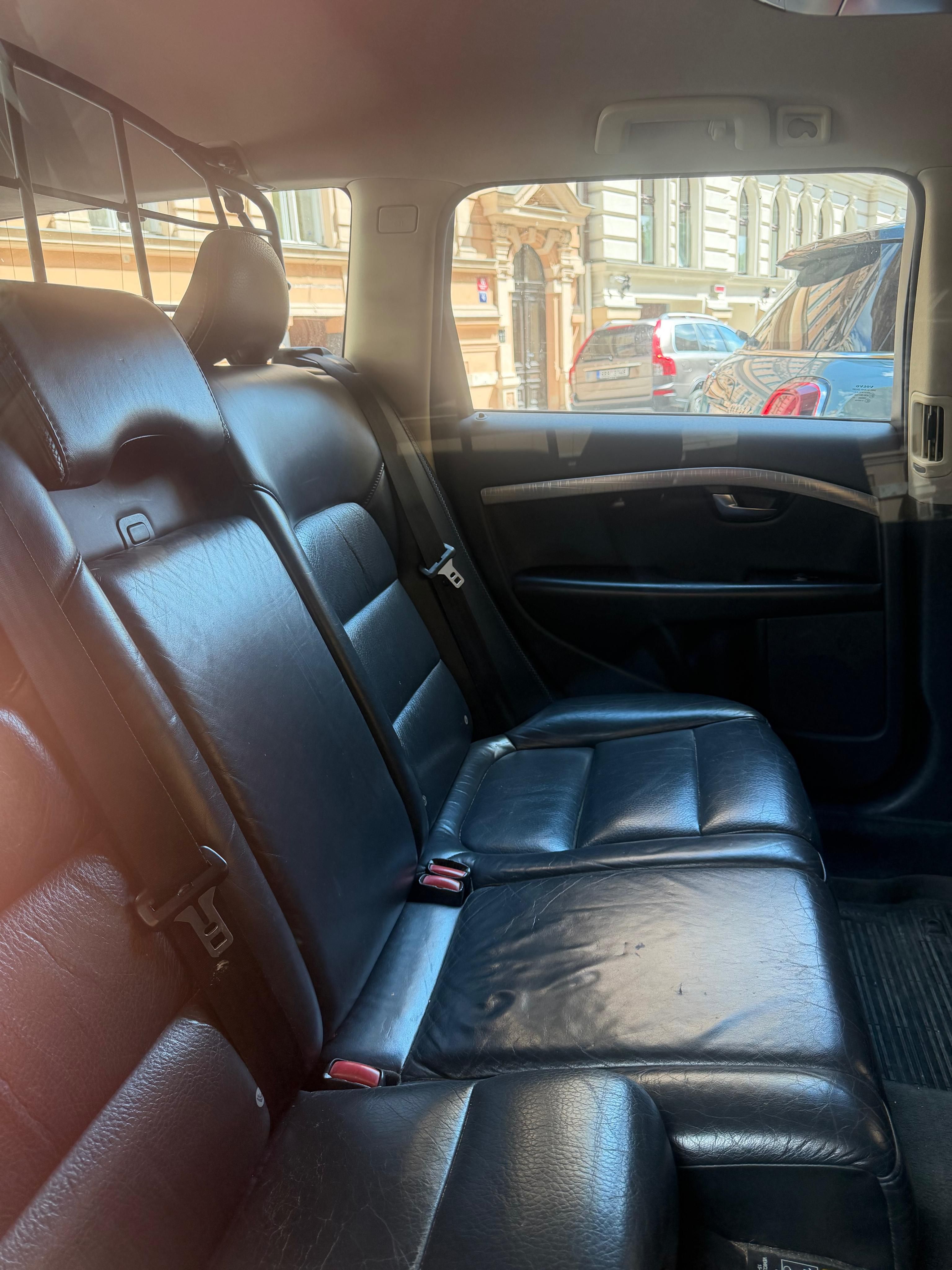 Volvo XC70 - fotka 4