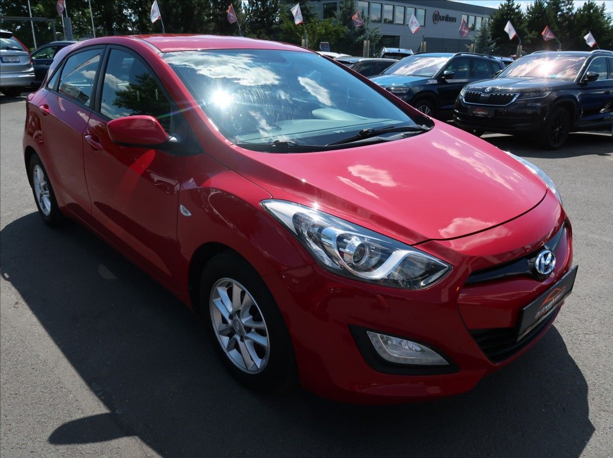 Hyundai i30, 1,4 CVVT,73kW,NovéČR,Klima - fotka 2