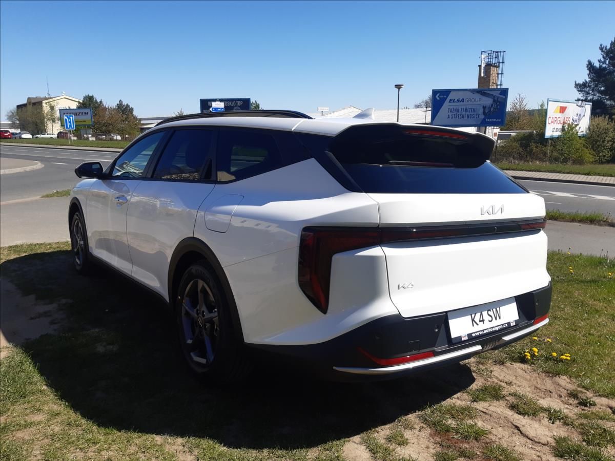Kia K4, SPIN 1,0 85kW MT6 - fotka 3