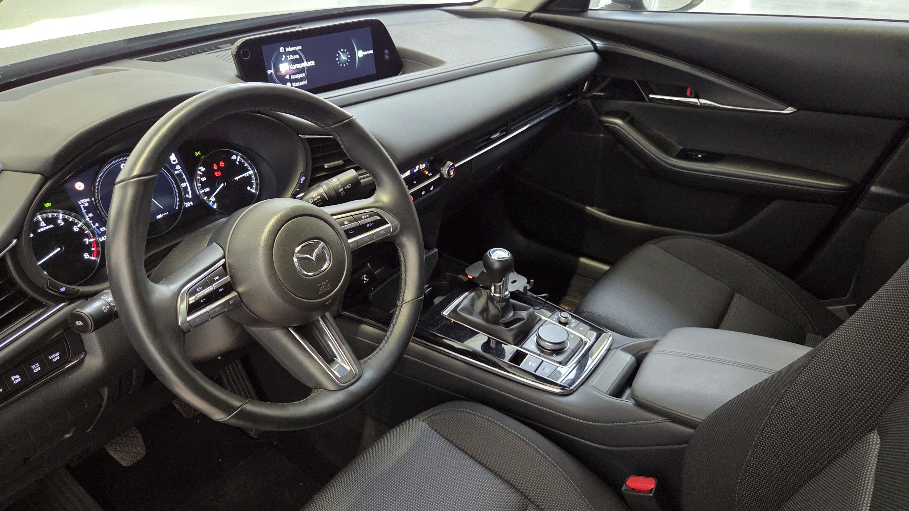 Mazda CX-30, 2.0 i 110 kW - fotka 5