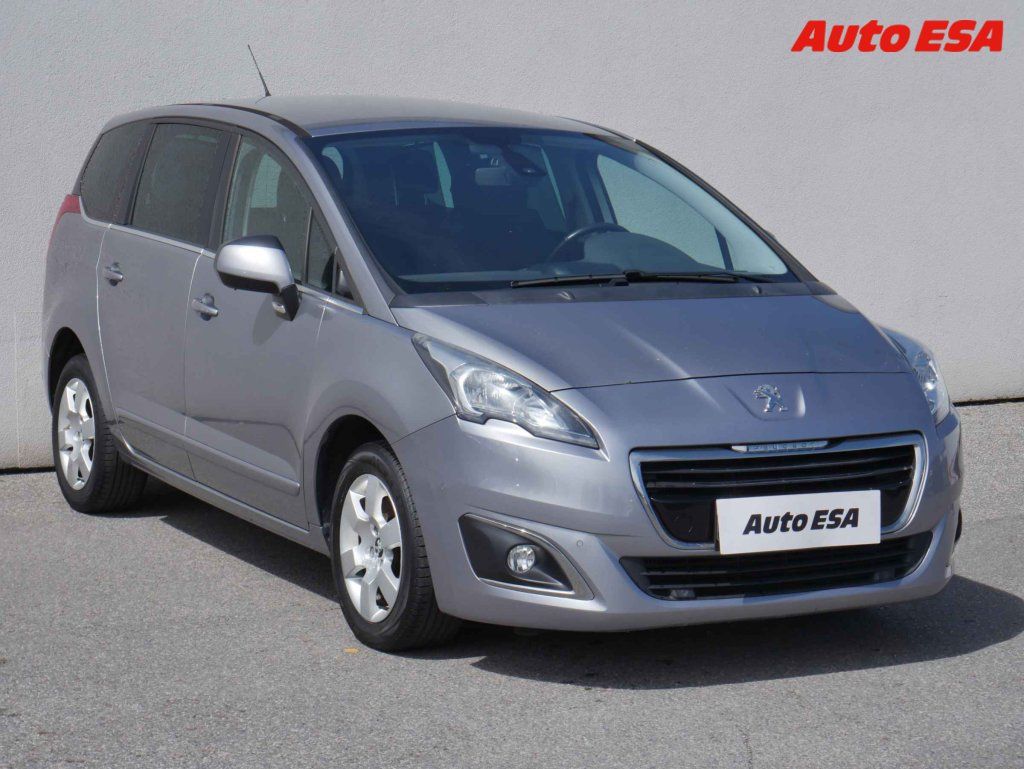 Peugeot 5008, 1.6Hdi,ČR,servis.kniha