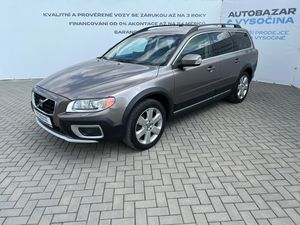 Volvo XC70, 2.4 D5 154kW! AWD! SUMMUM!