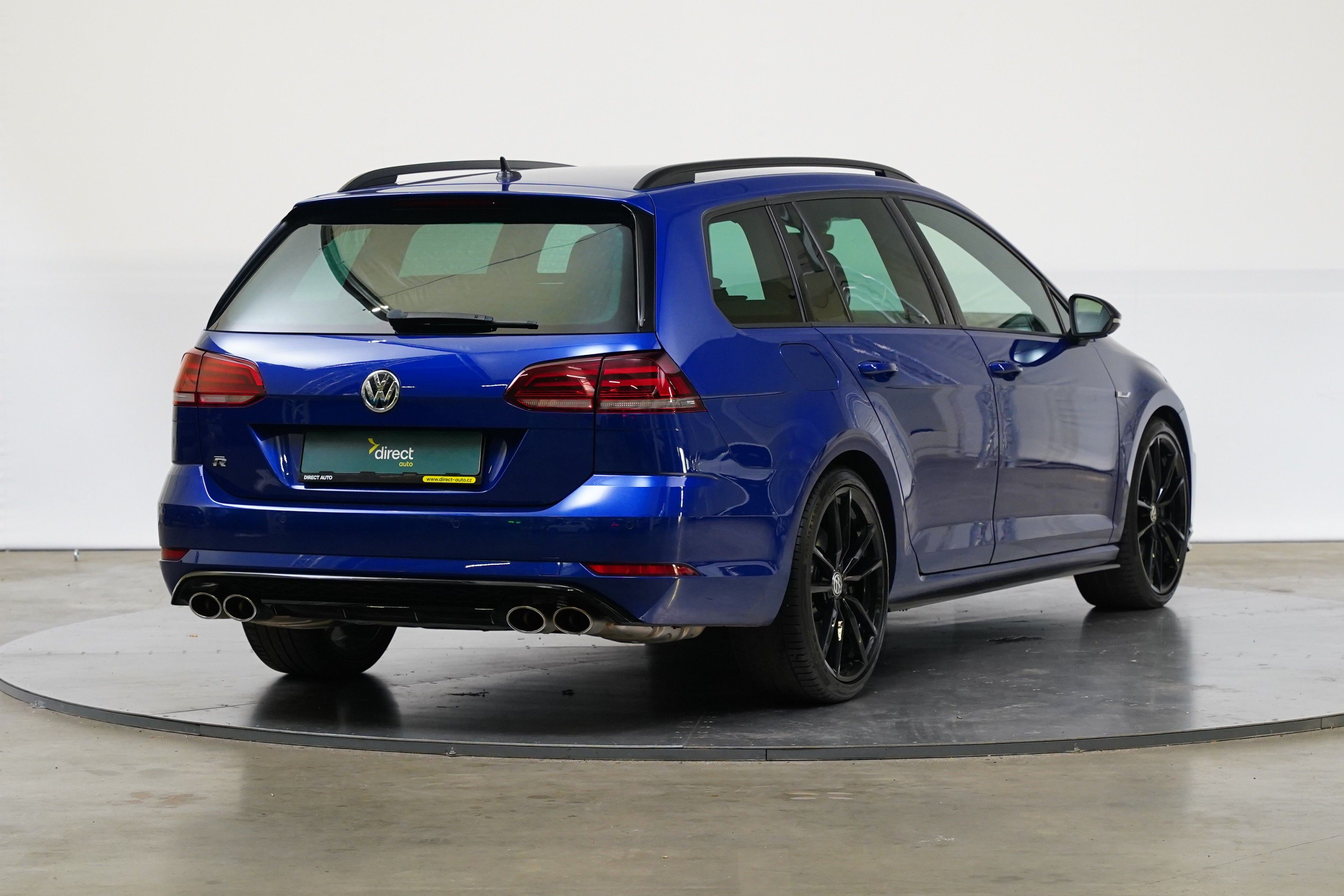 Volkswagen Golf, 2.0 TSI 221 kW 4Motion R - fotka 2