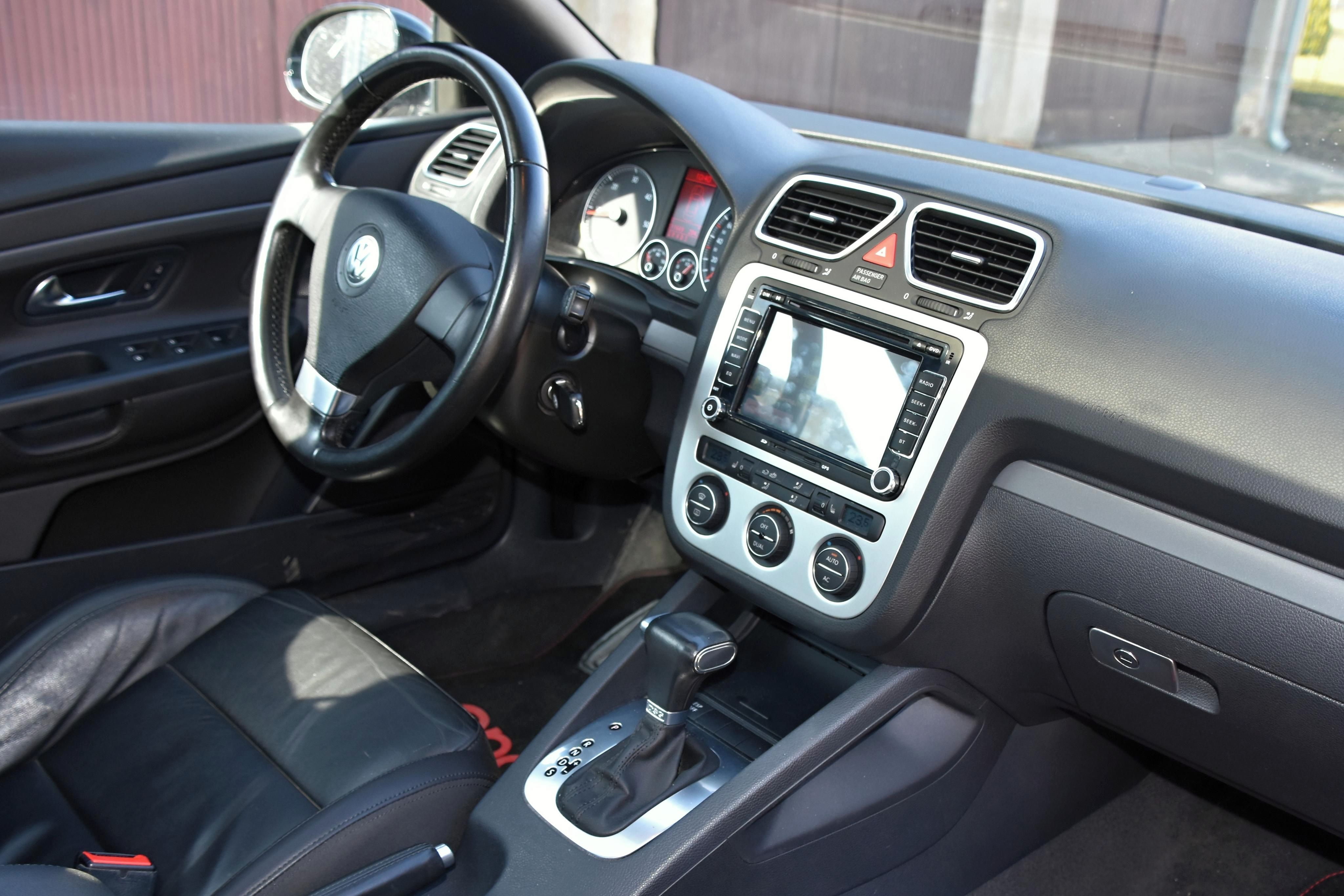 Volkswagen Eos, VW Eos 2,0 TDi 103 kW,DSG, Xen - fotka 5
