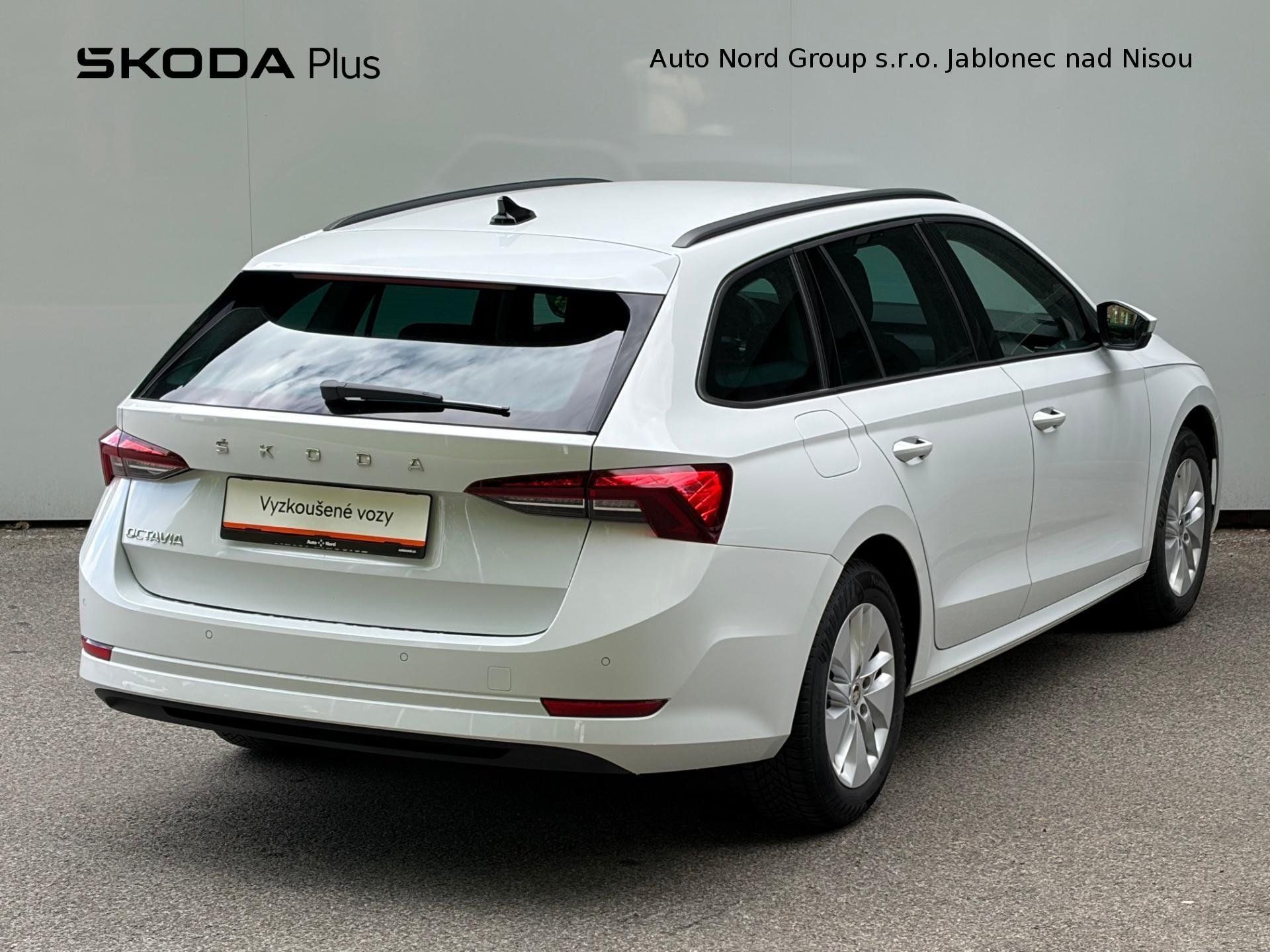 Škoda Octavia, Octavia 2.0 TDI 85kW Ambition - fotka 2