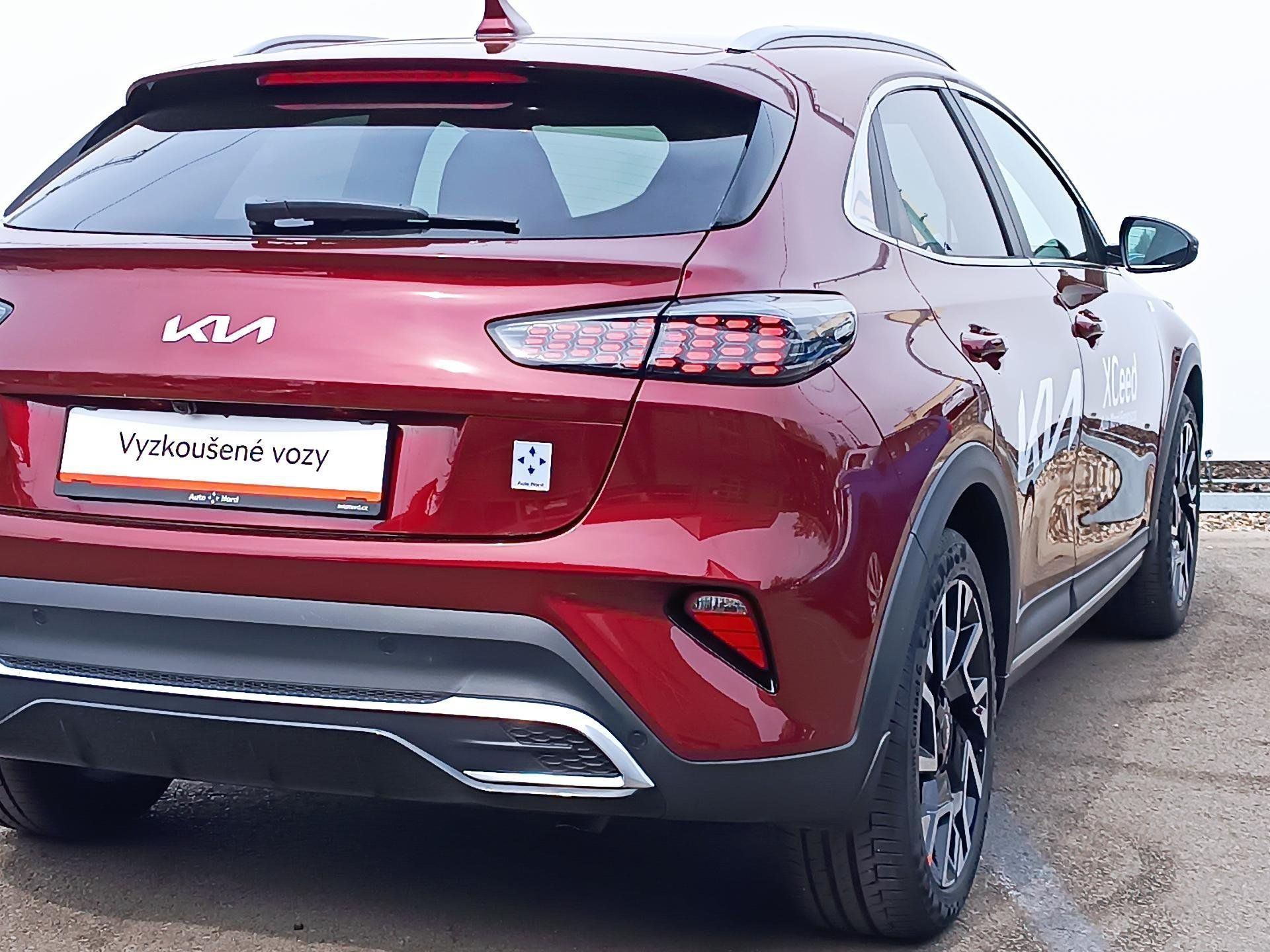 Kia XCee´d, XCeed CEE´D Steel Edition - fotka 6