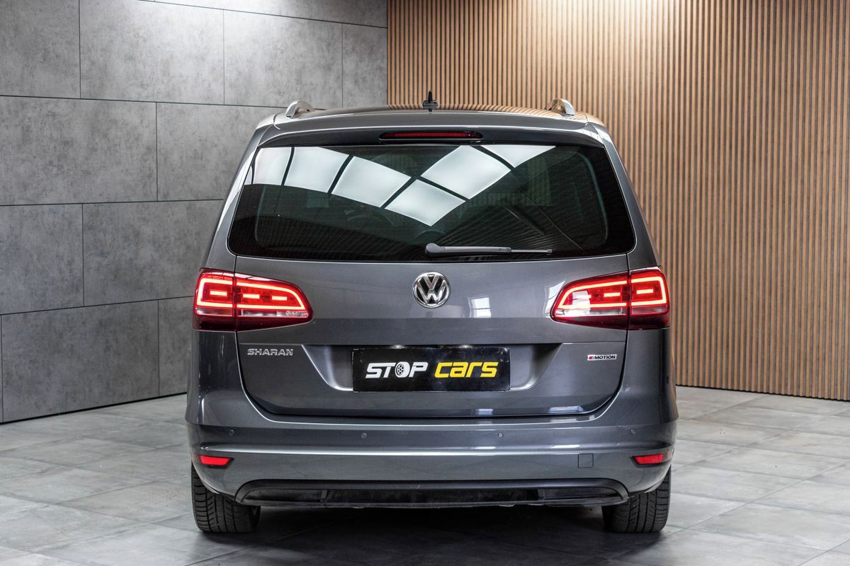 Volkswagen Sharan, 2.0 TDI 4x4*DSG*TAŽNÉ*WEBASTO* - fotka 5