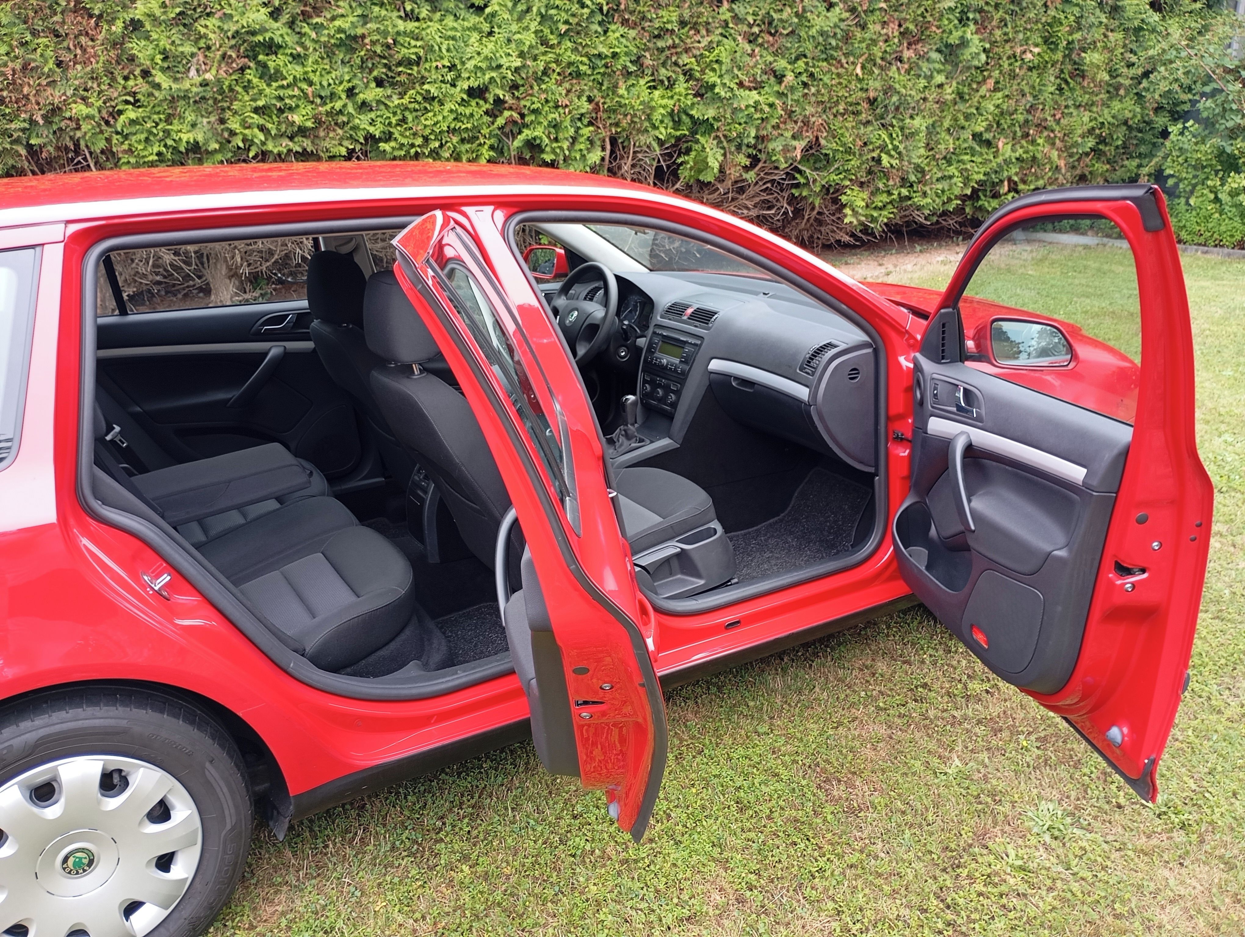 Škoda Octavia, 1.6 FSI 1.Majitel Orig.stav - fotka 6