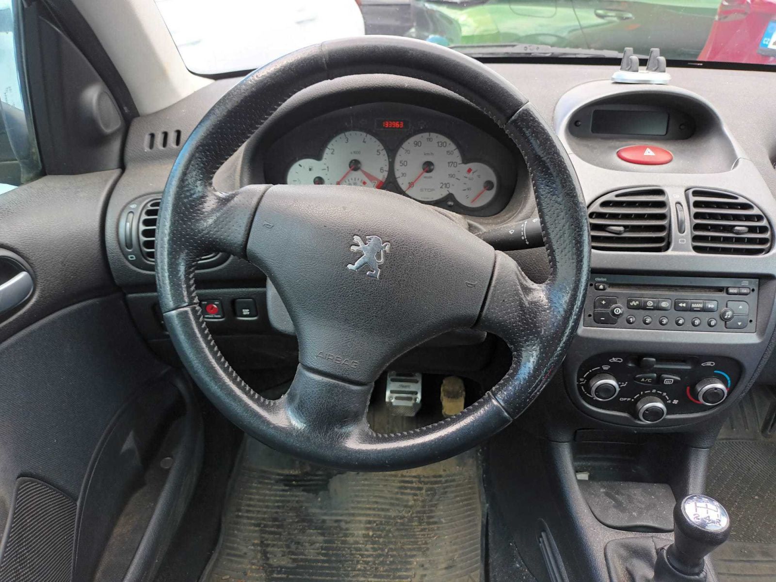 Peugeot 206, 1.4 16V, Klima, CZ doklady - fotka 3