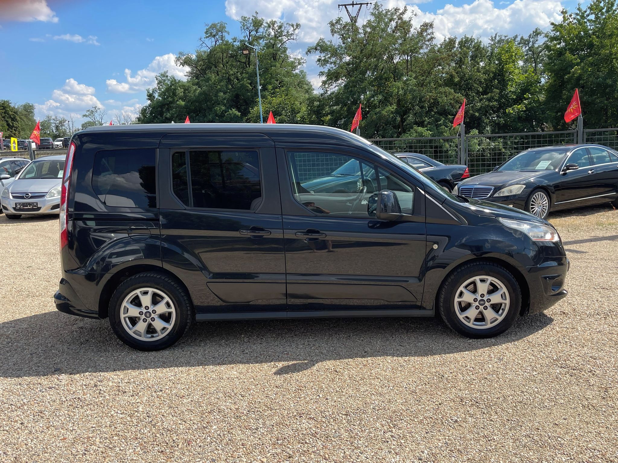Ford Tourneo Connect, 1.6 TDCi 70kW*NOVÉ ROZVODY* - fotka 6
