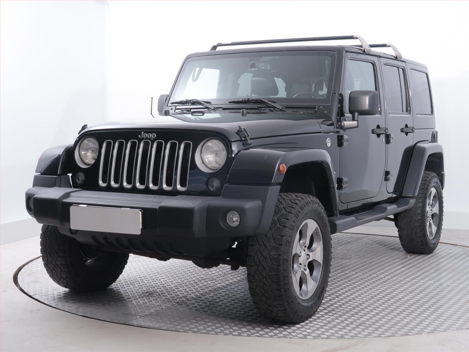 Jeep Wrangler, 3.6 V6, 4X4, Automat, ČR - fotka 2