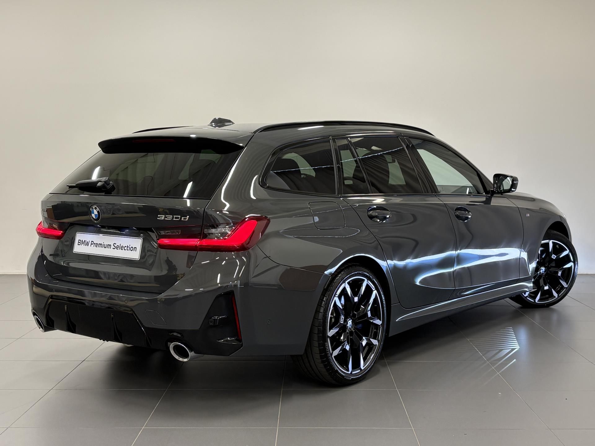 BMW Řada 3, 330D xDrive Tažné - fotka 3