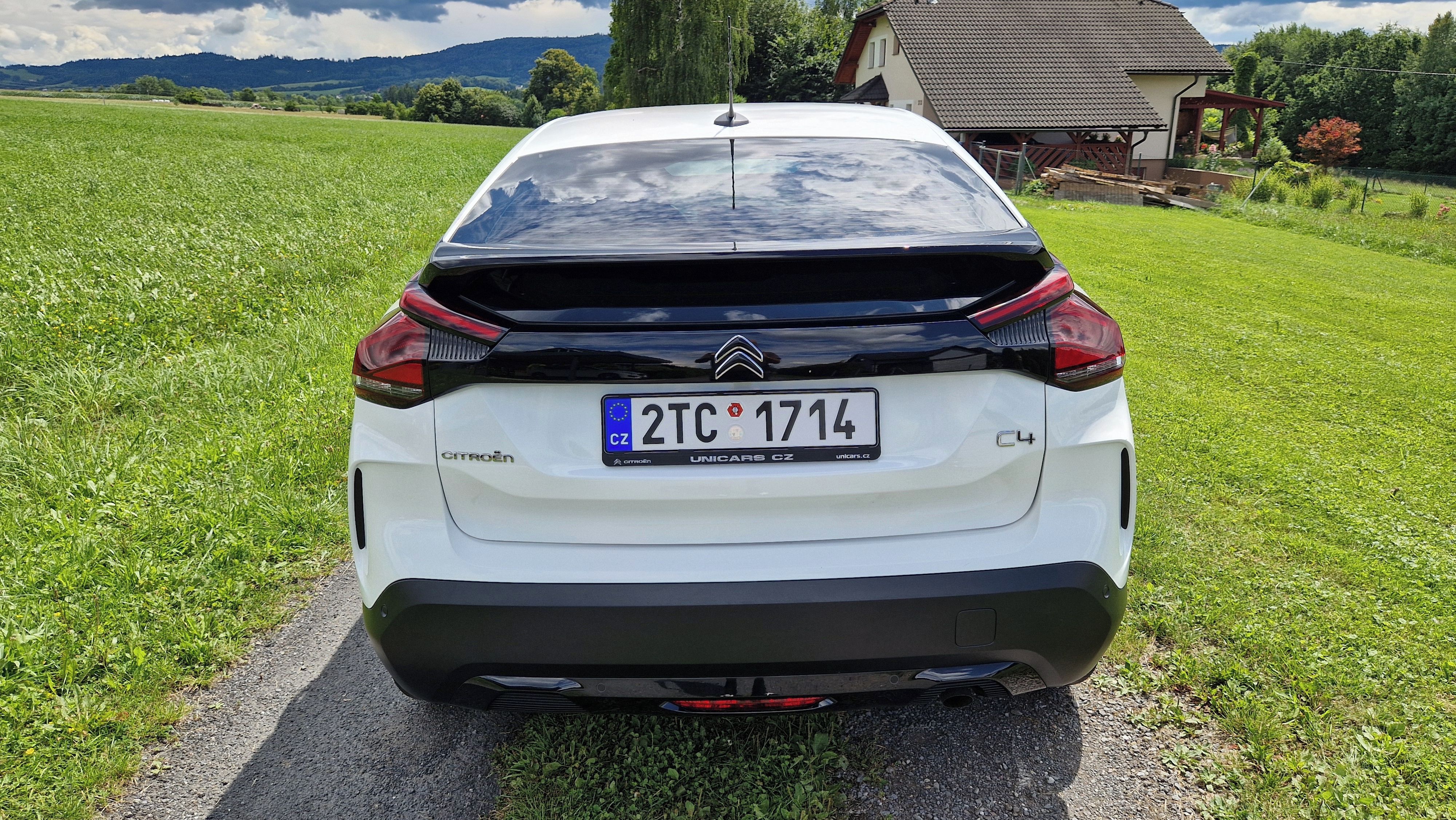 Citroën C4, 1.2 Puretech 100 Feel Pack - fotka 5