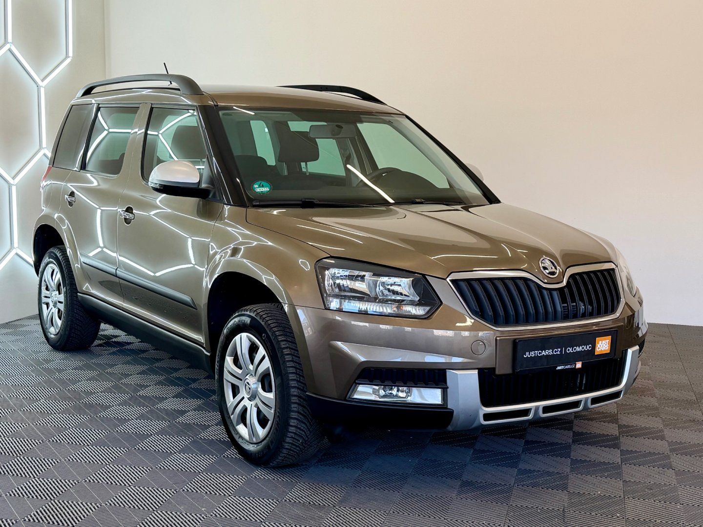 Škoda Yeti, 1.2 TSI 77kW OUTDOOR/1.maj/TZ - fotka 4