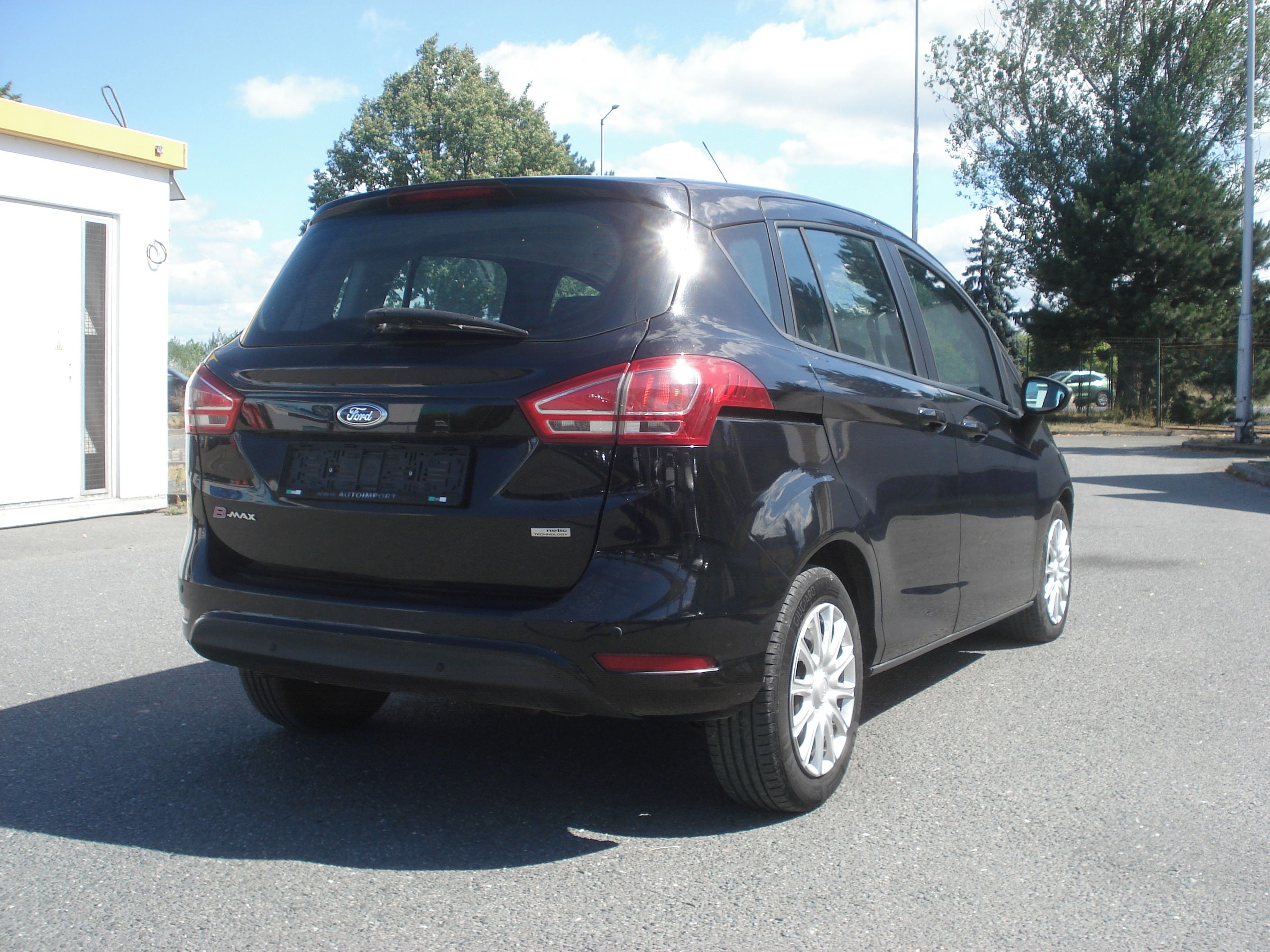 Ford B-MAX, 1.6 TDCi  70 KW - fotka 5