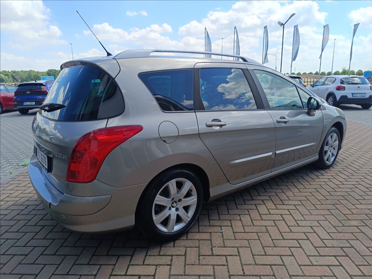 Peugeot 308, 1,6 VTi - fotka 5